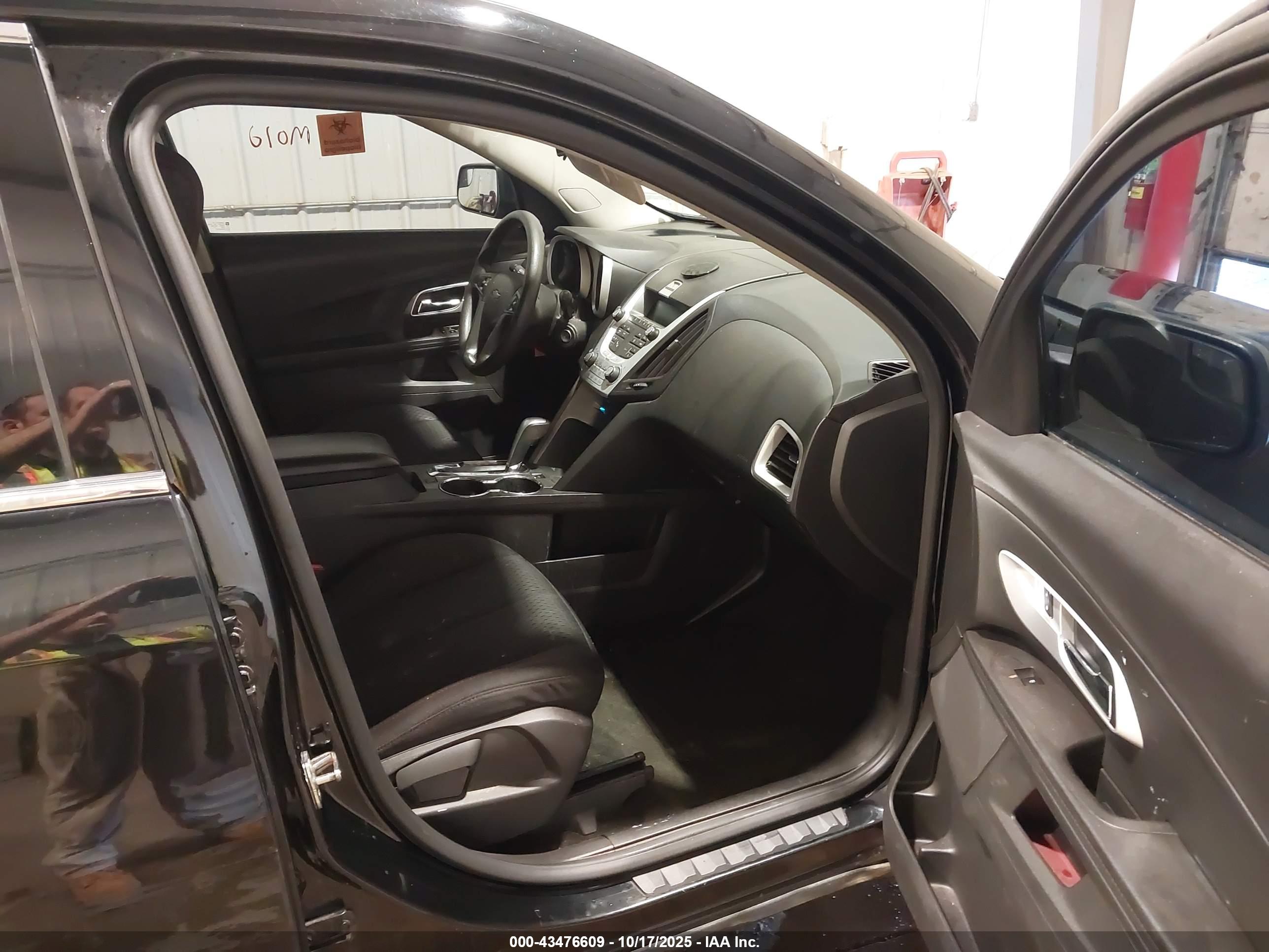 CHEVROLET EQUINOX image 5