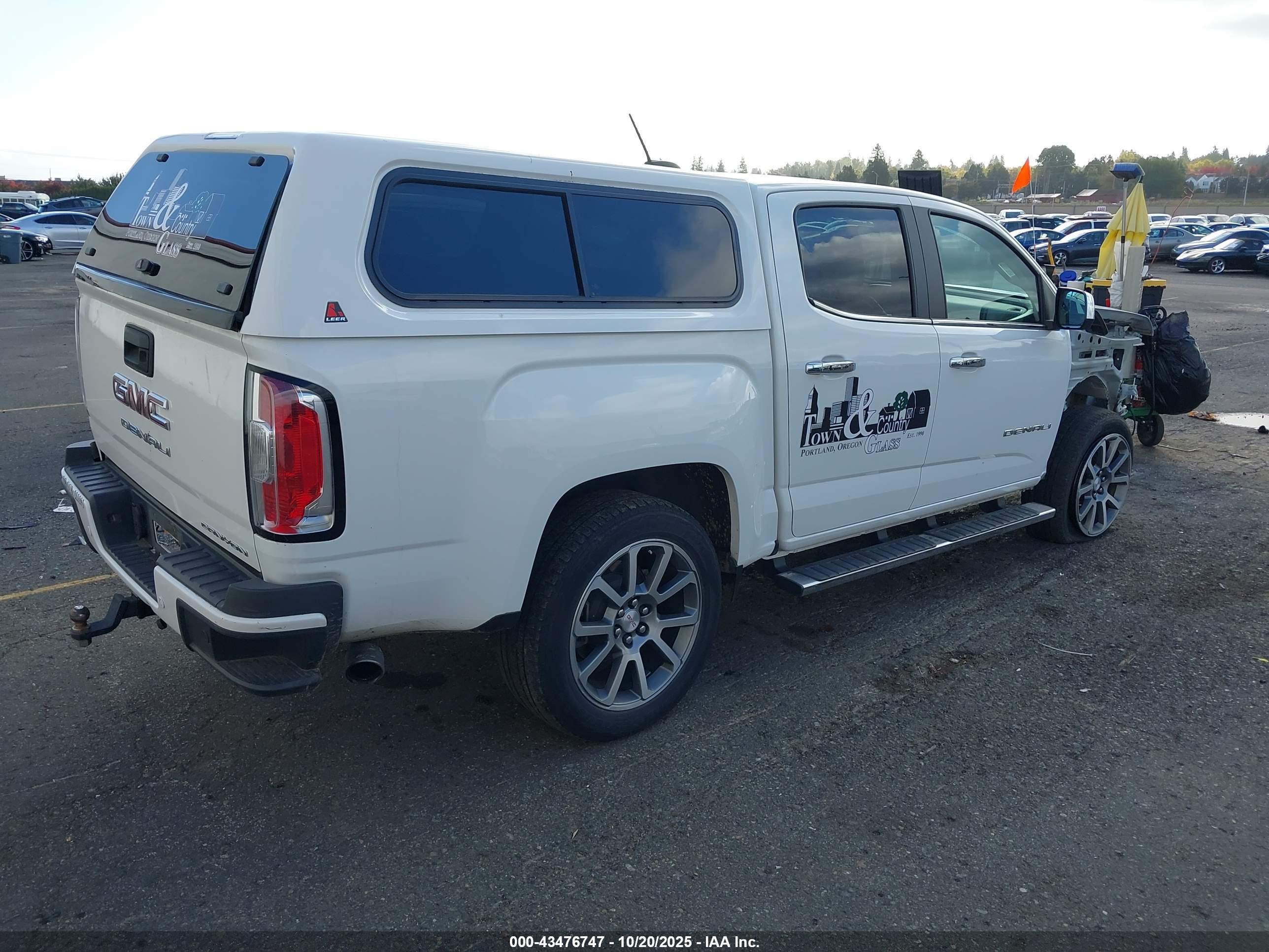 GMC CANYON image 4