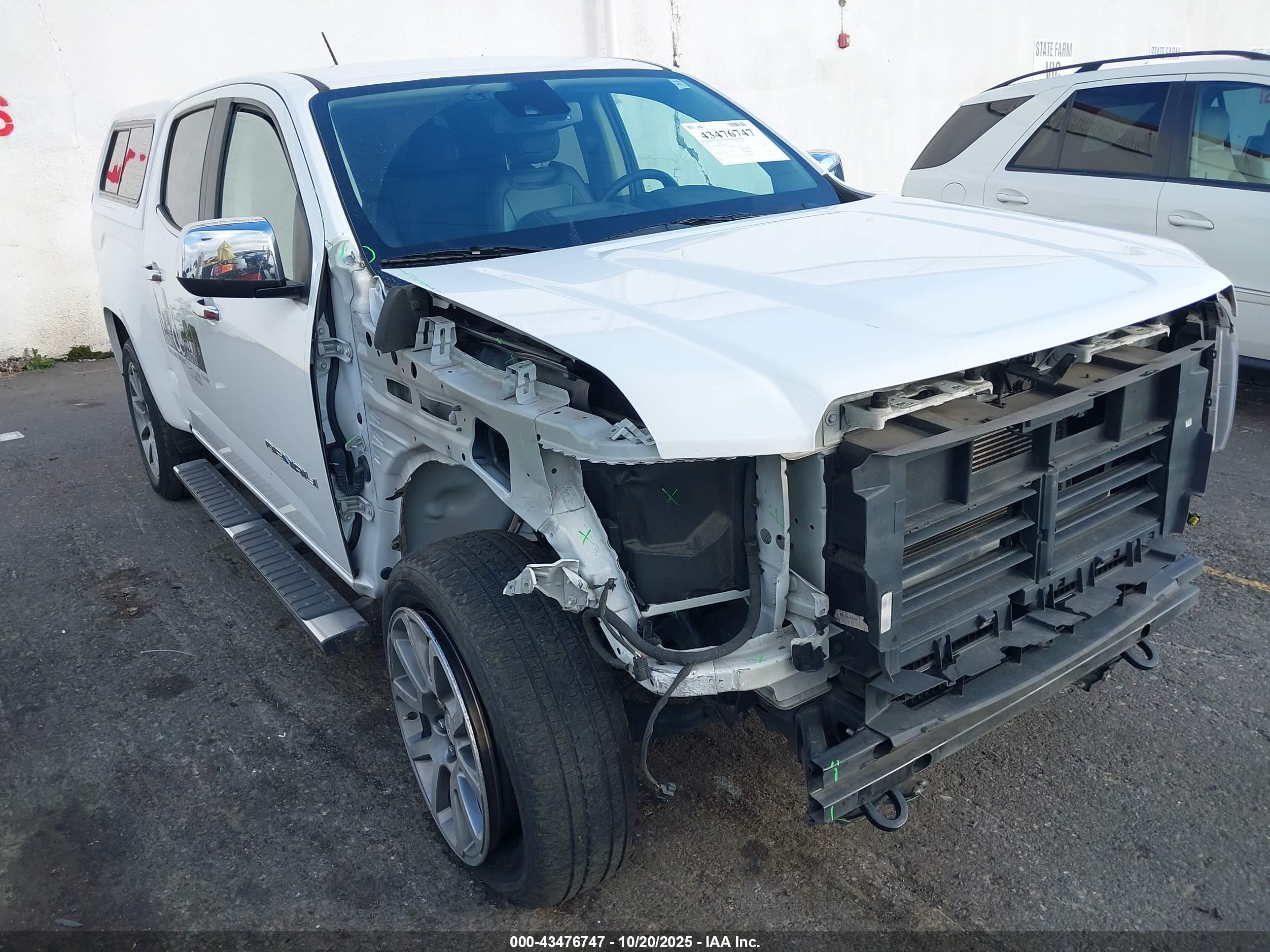 GMC CANYON image 6