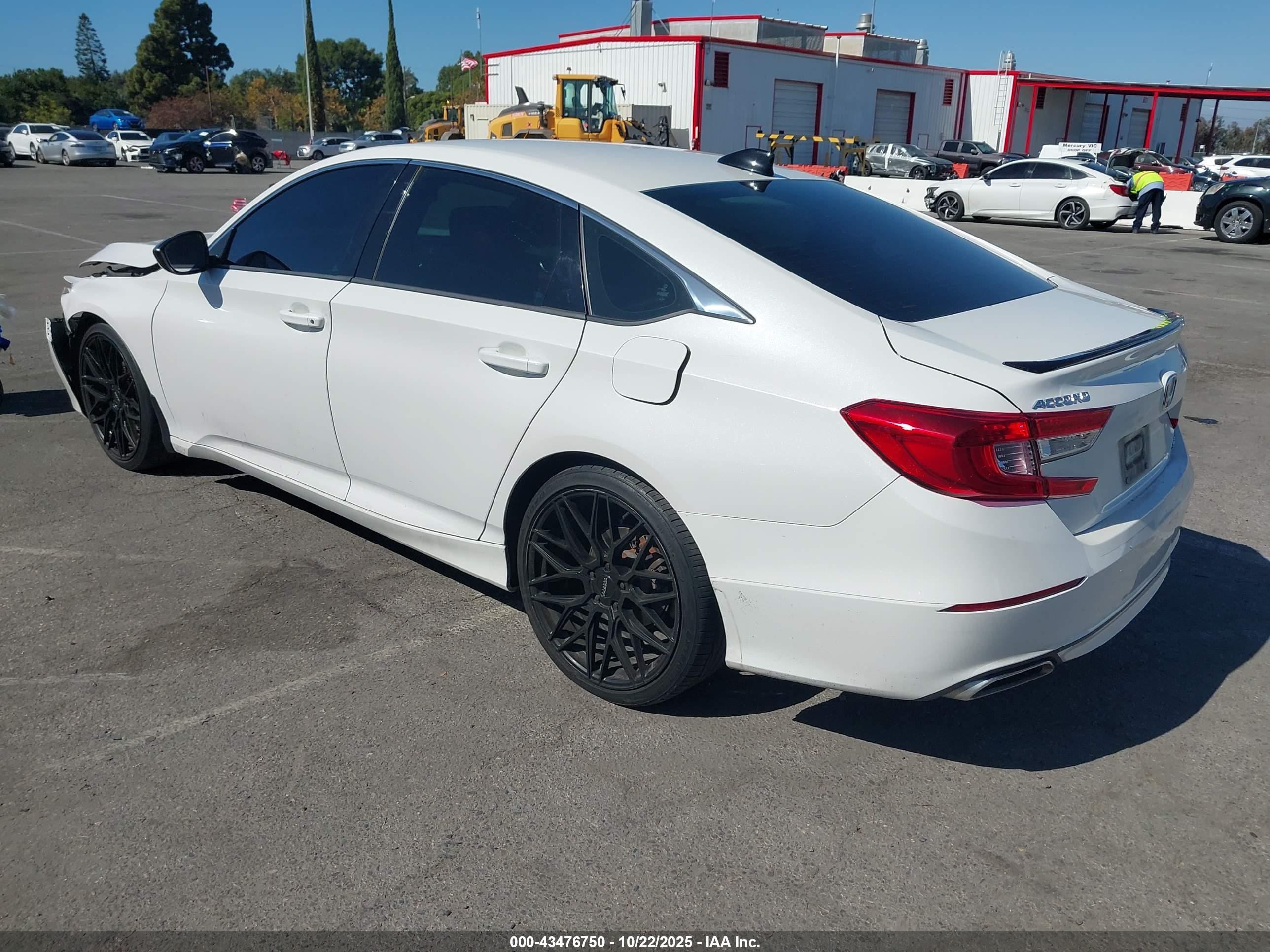 HONDA ACCORD image 3