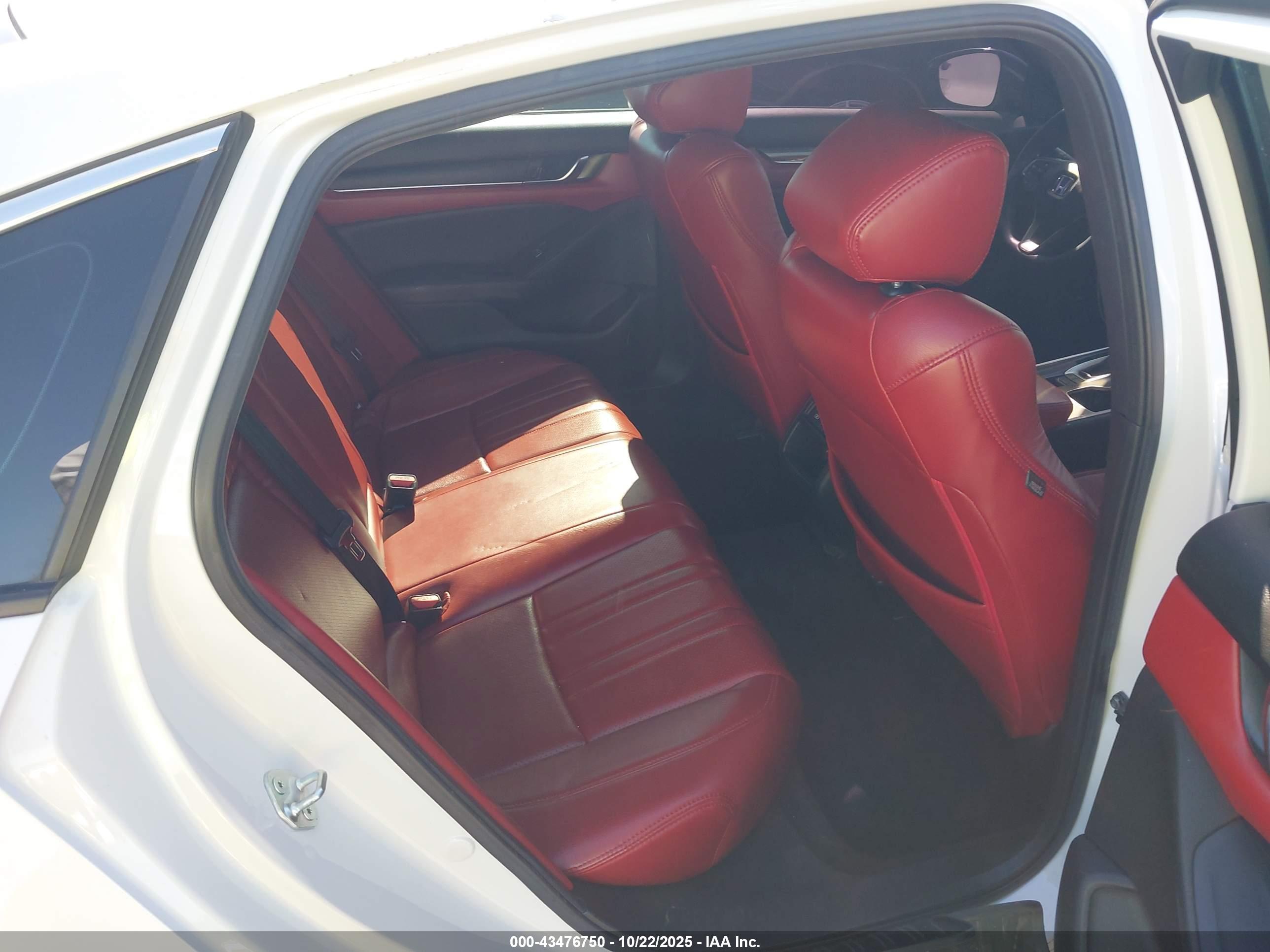 HONDA ACCORD image 8