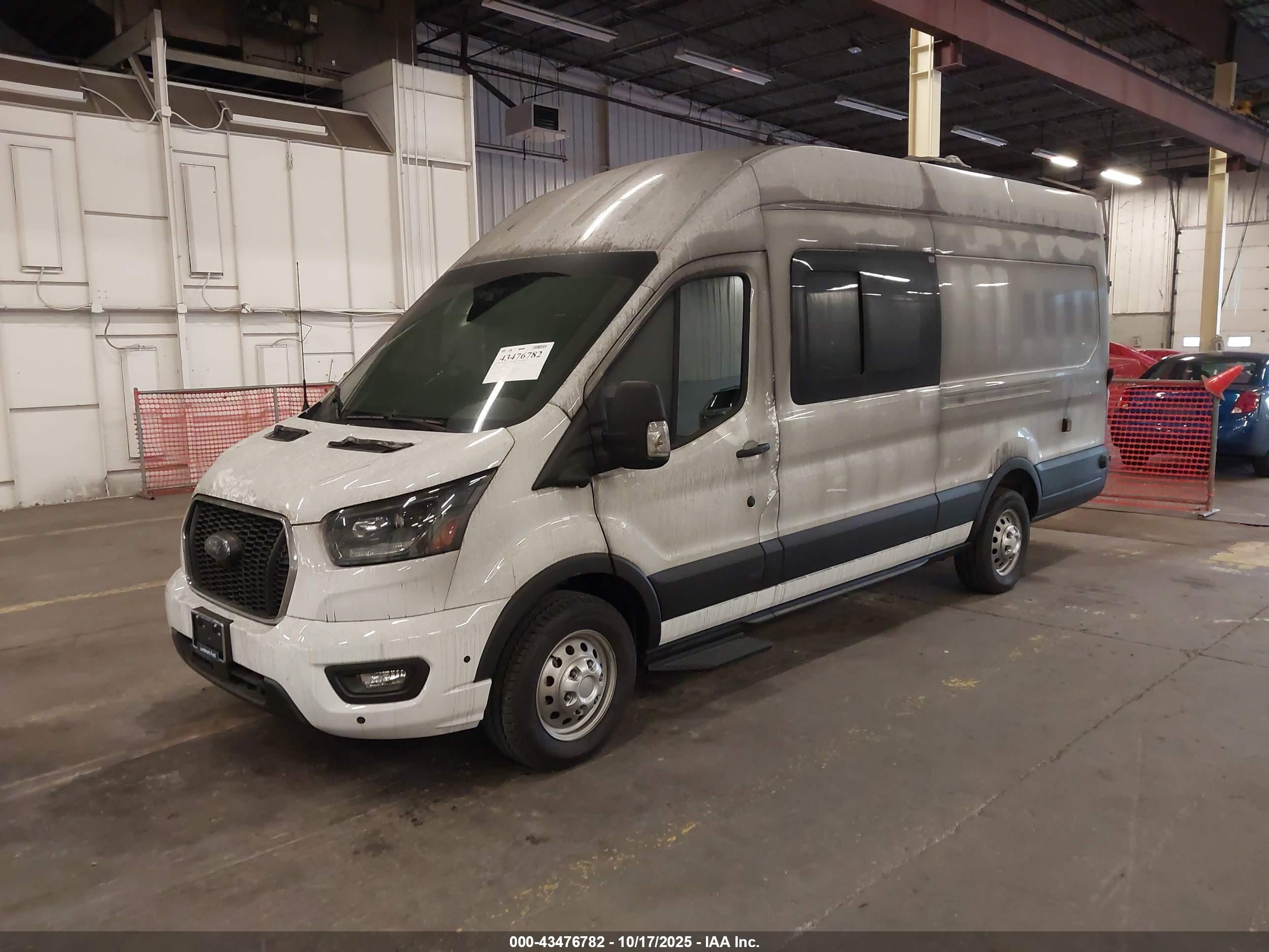 FORD TRANSIT-350 image 2
