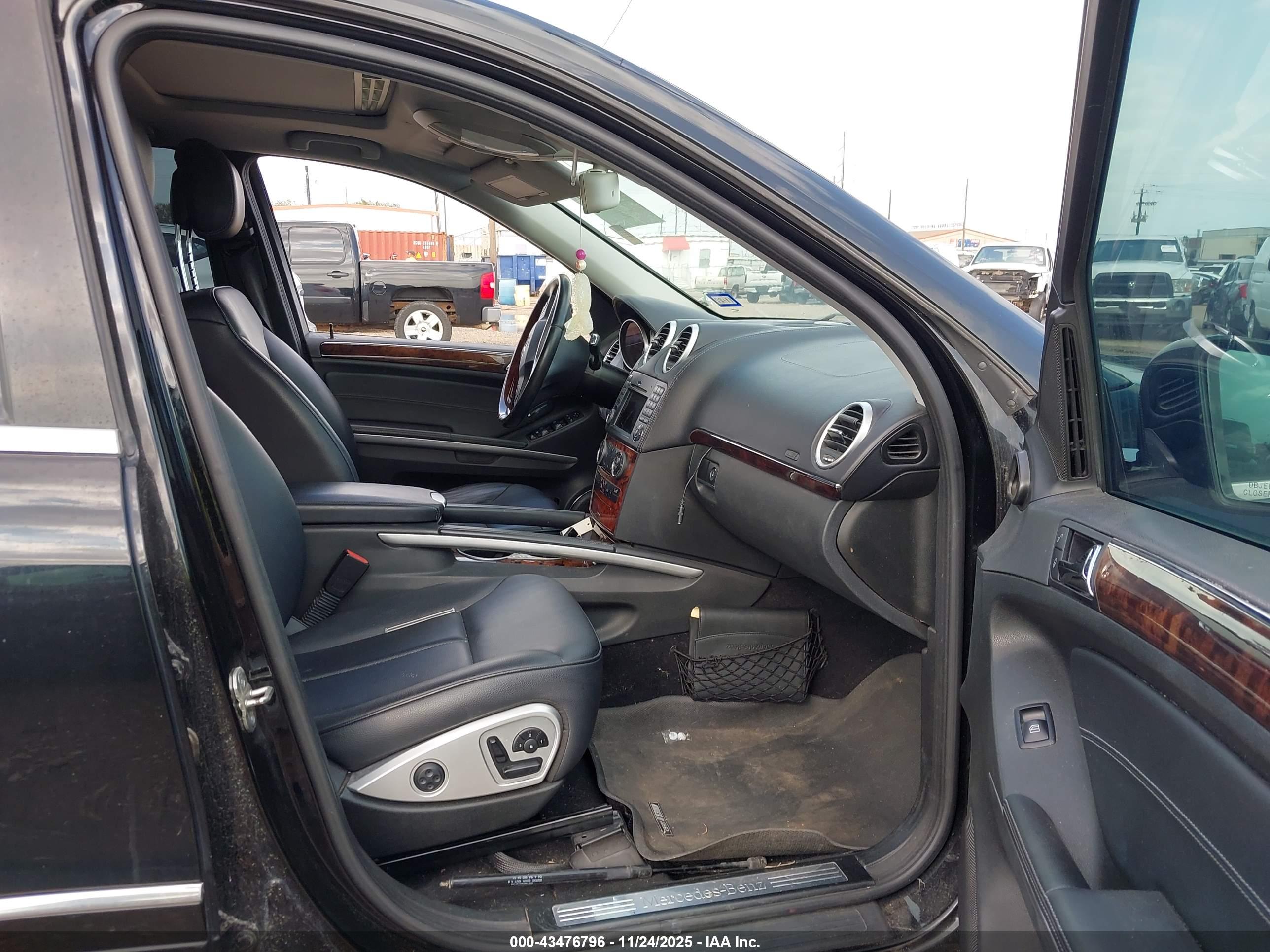 MERCEDES-BENZ GL image 5