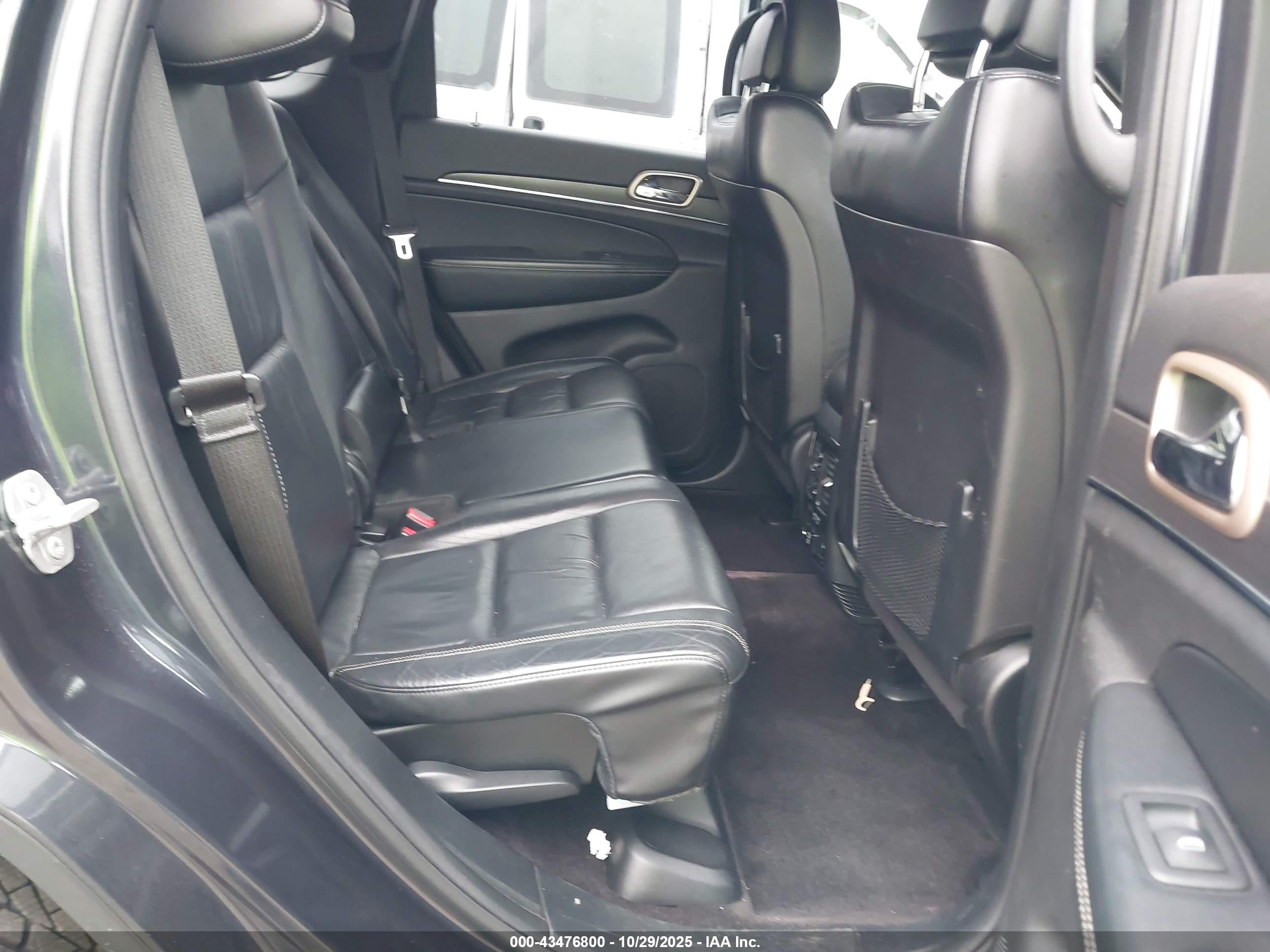 JEEP GRAND image 8
