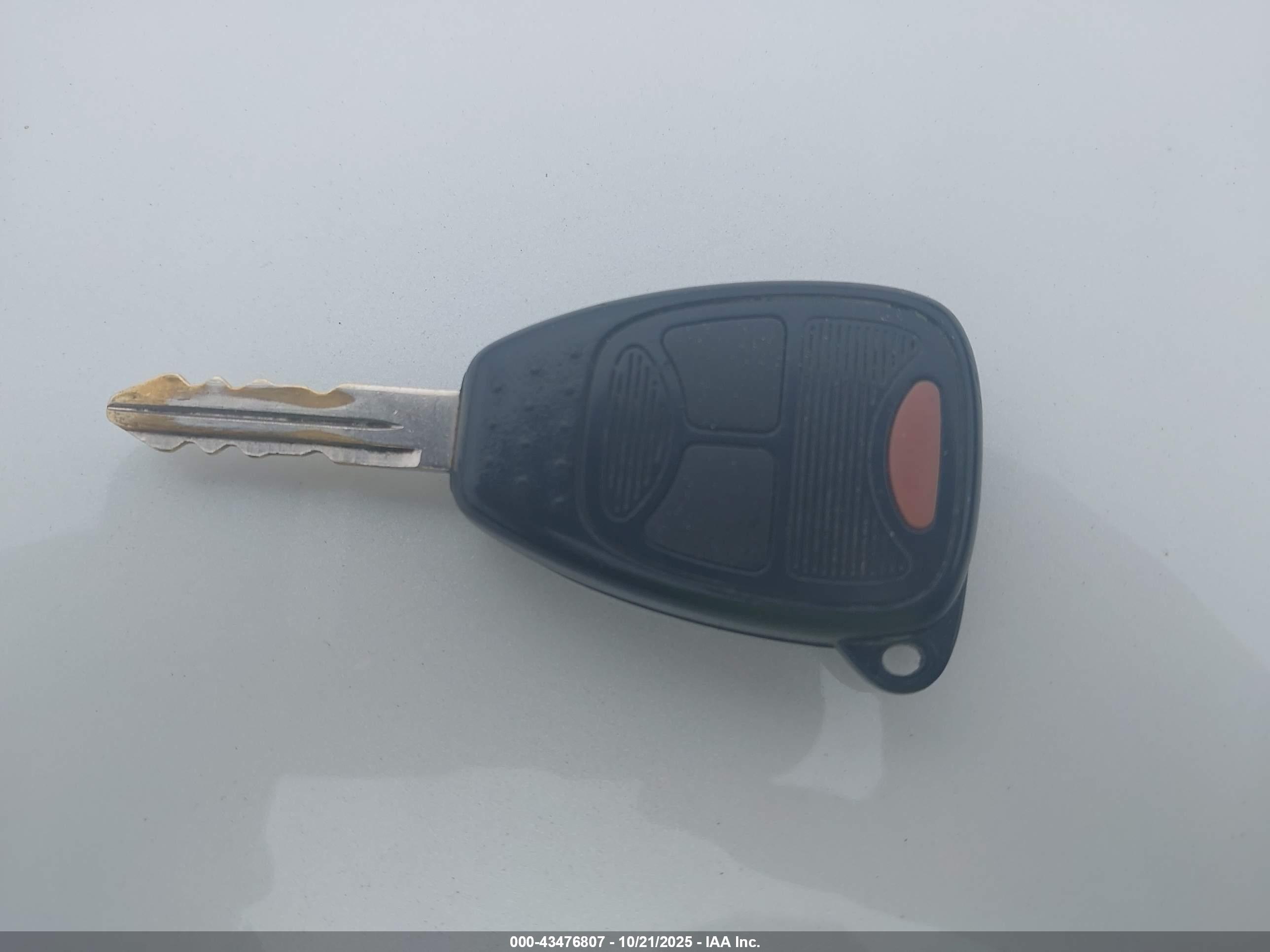 DODGE CARAVAN image 11