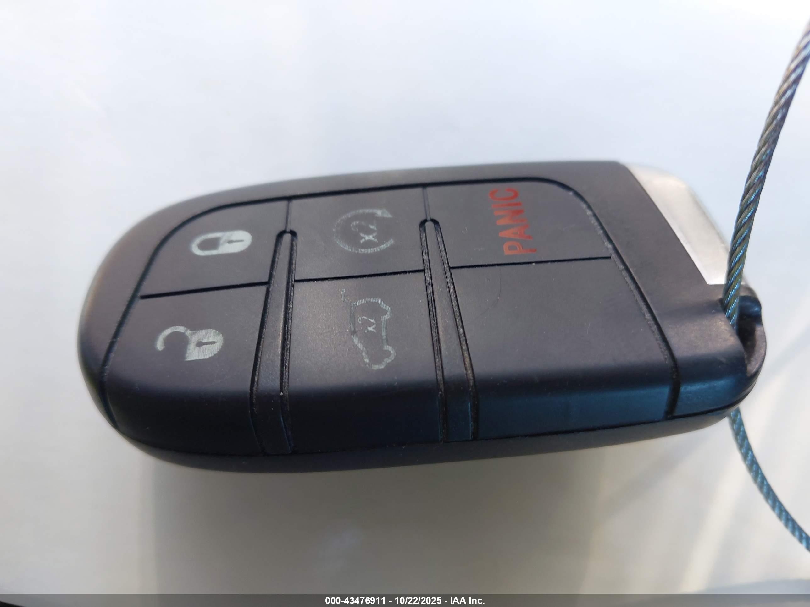 JEEP GRAND image 11