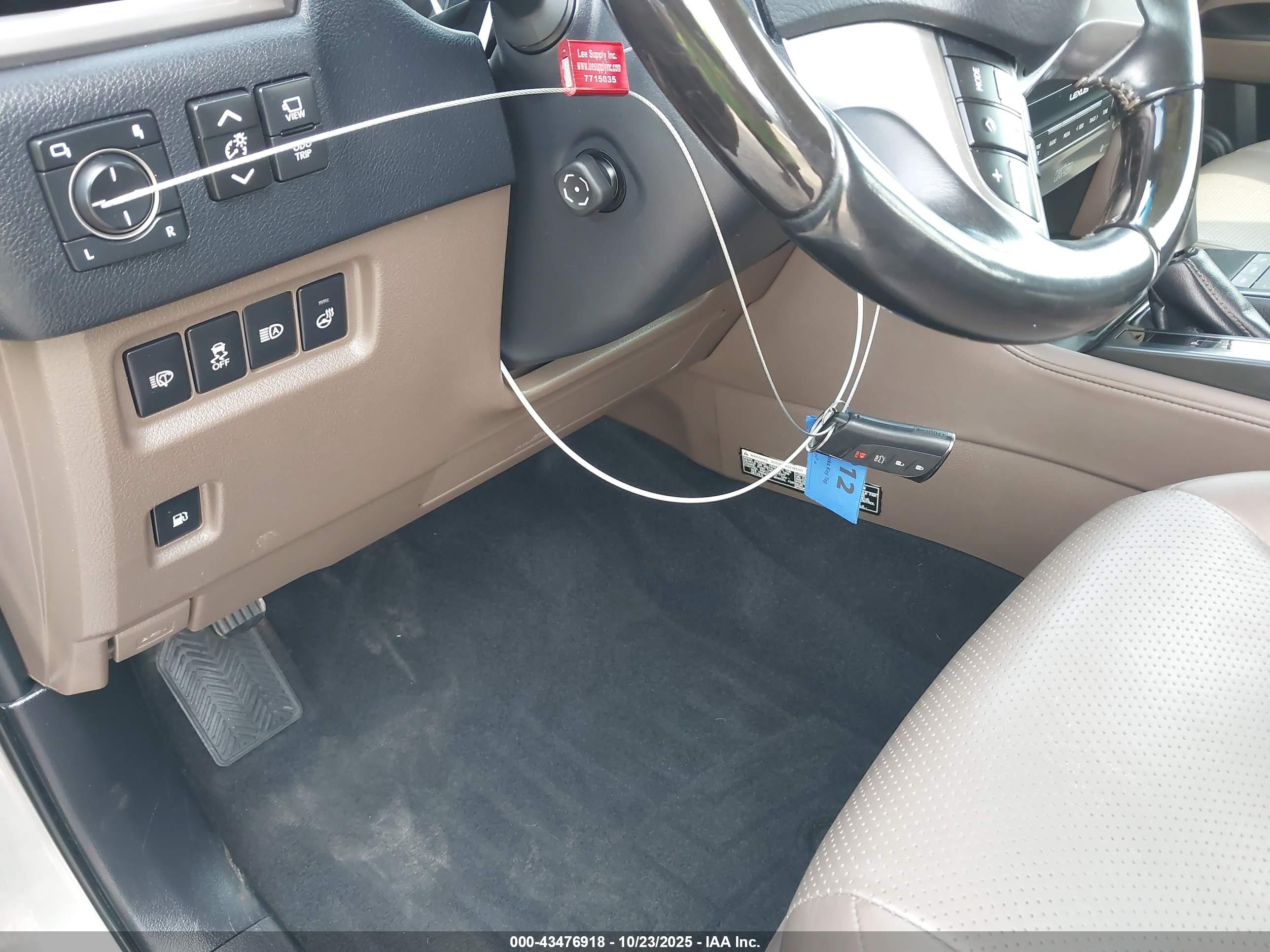 LEXUS GX image 11