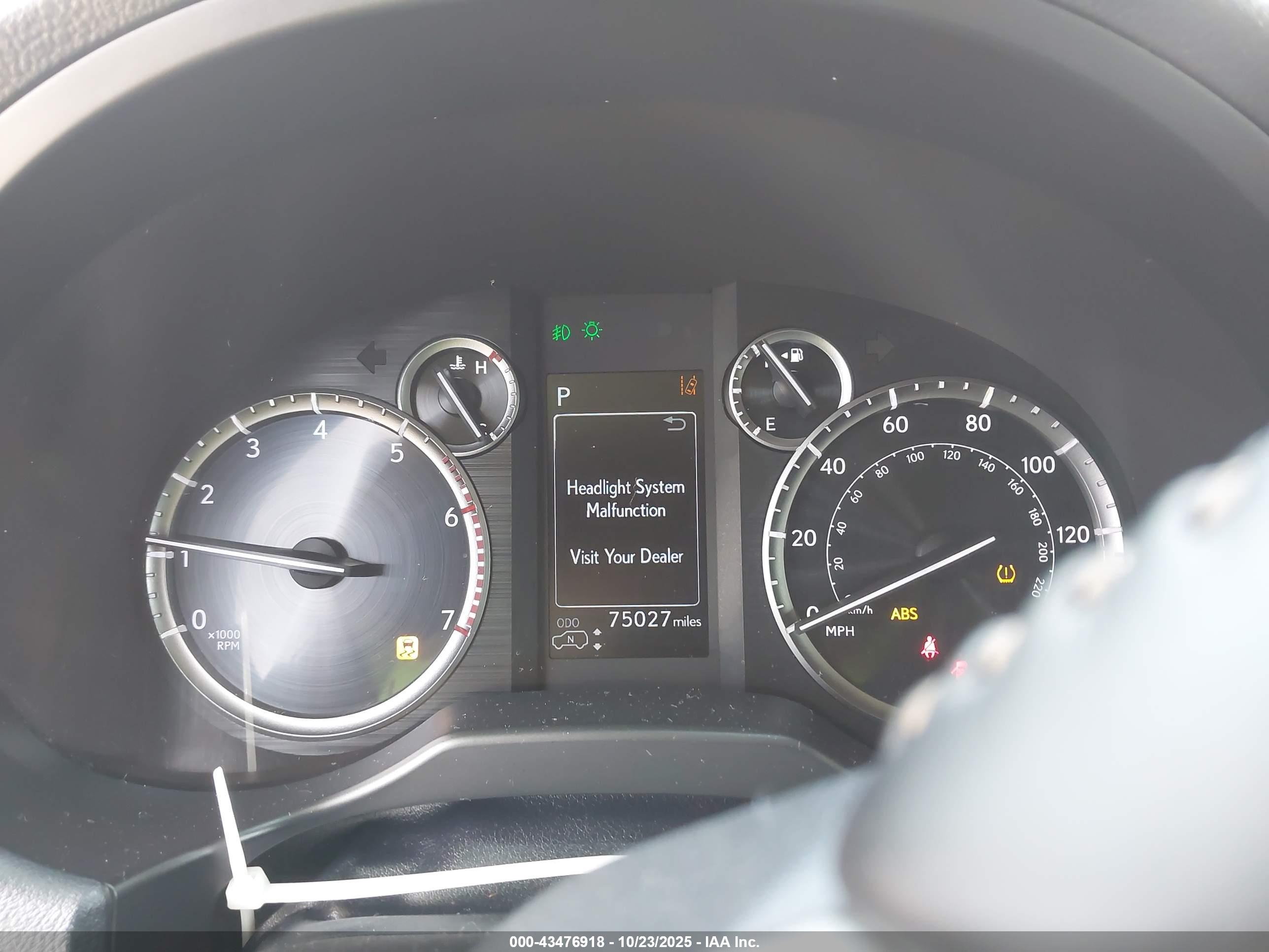 LEXUS GX image 7
