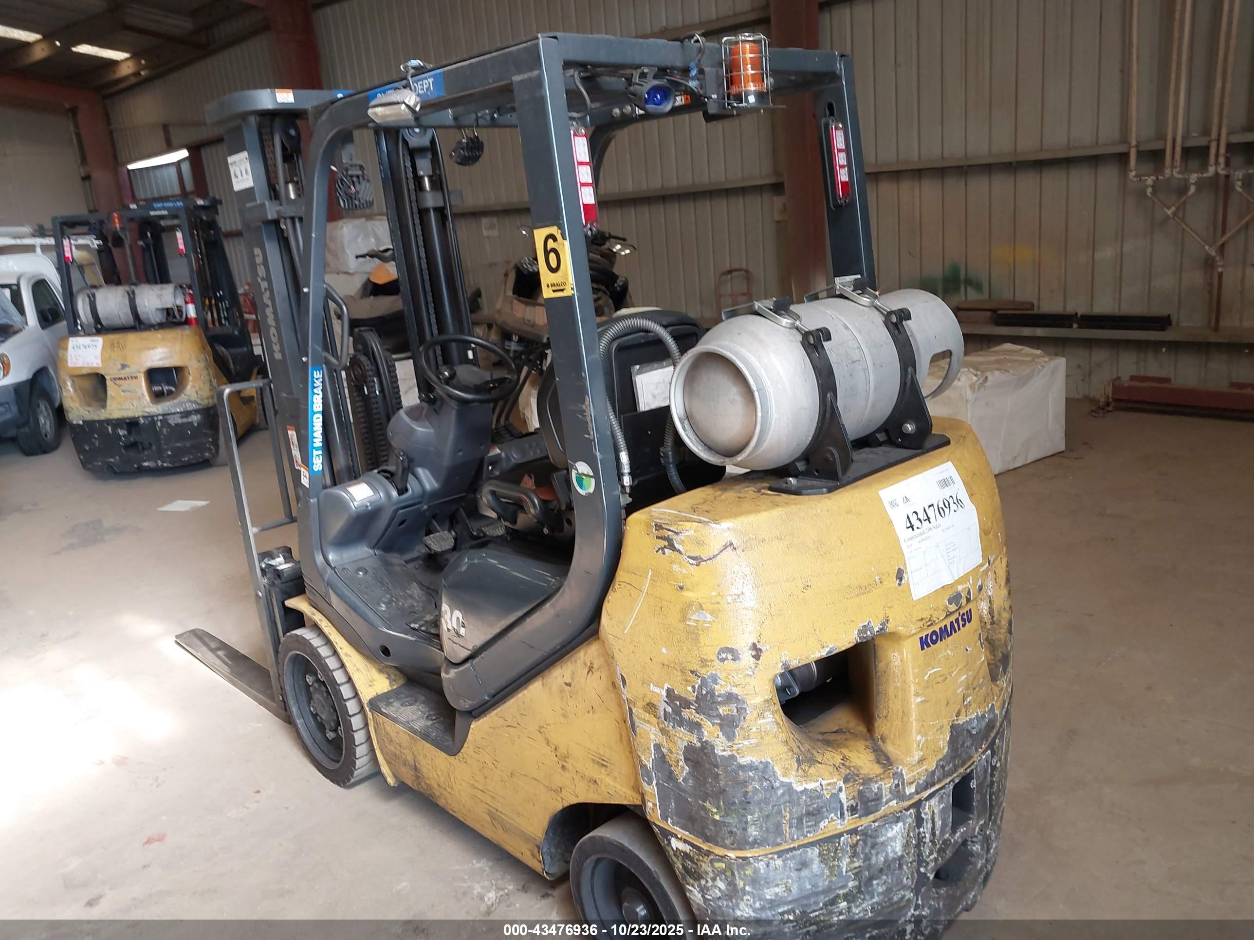 KOMATSU FG30SHT-16 image 3