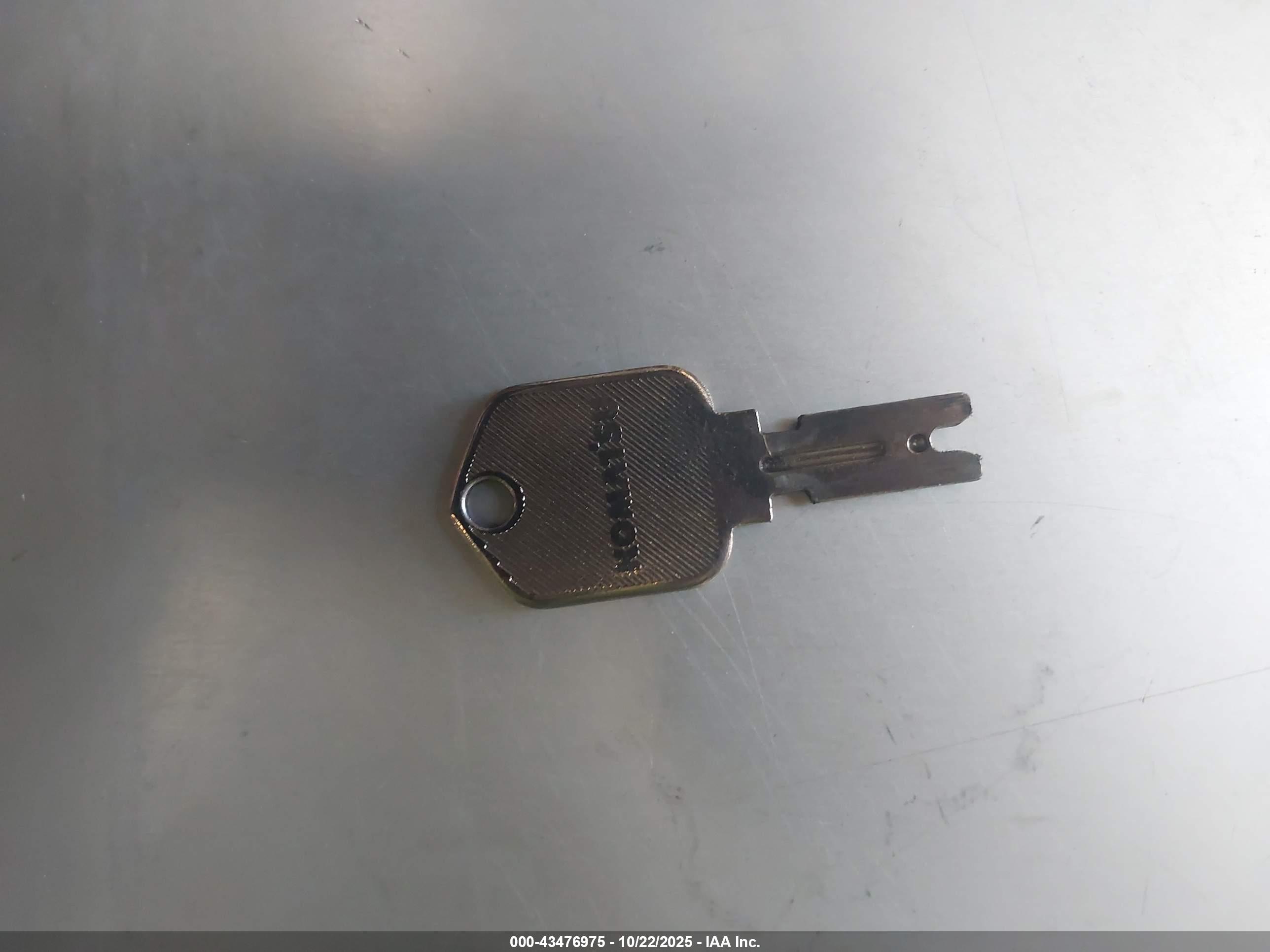 KOMATSU FG30SHT-16 image 11