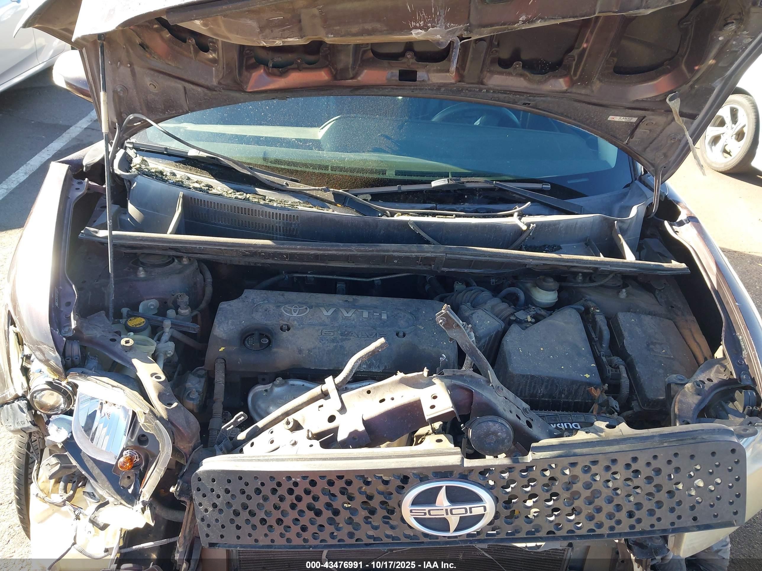 SCION XB image 10