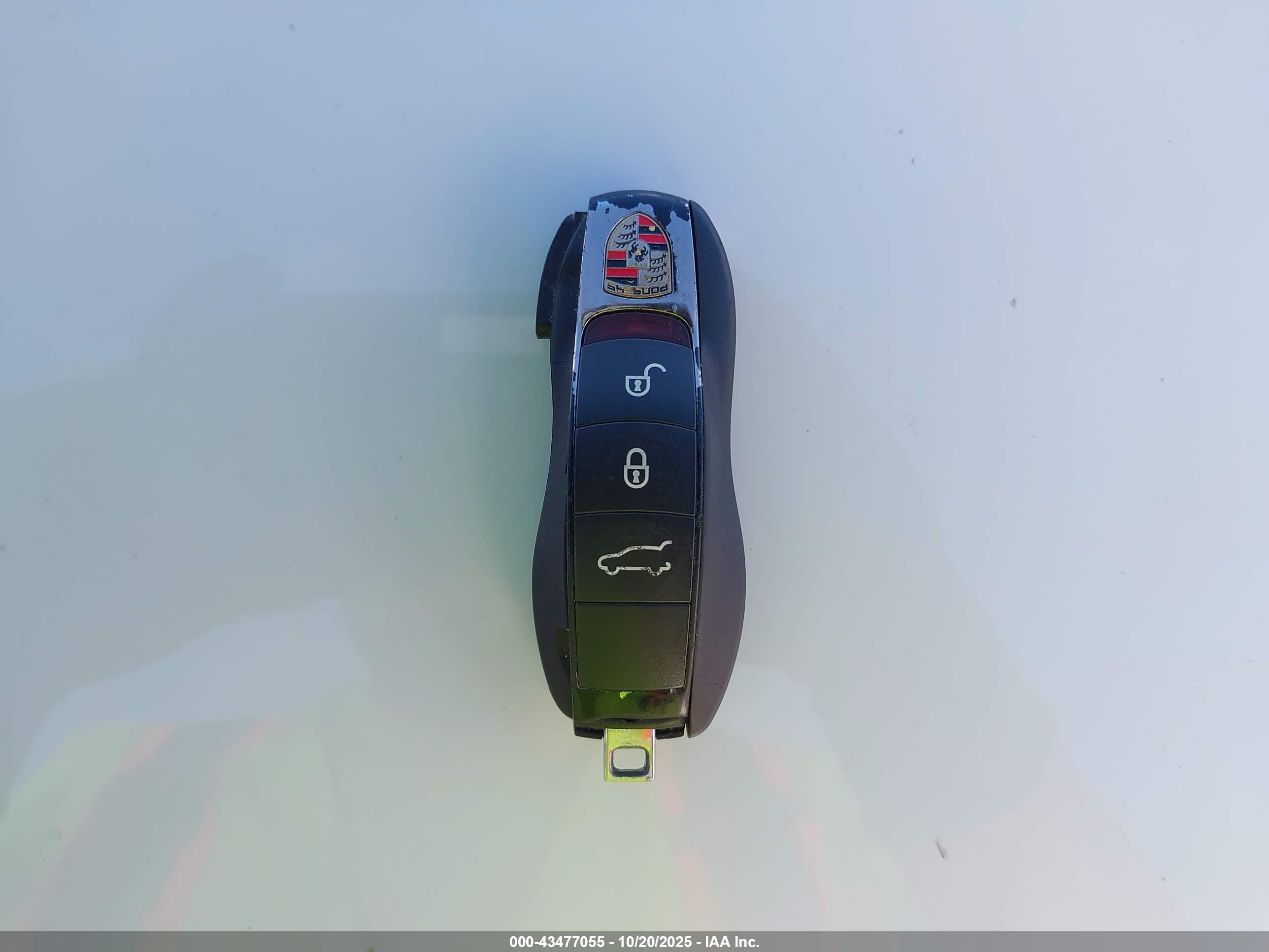 PORSCHE CAYENNE image 11