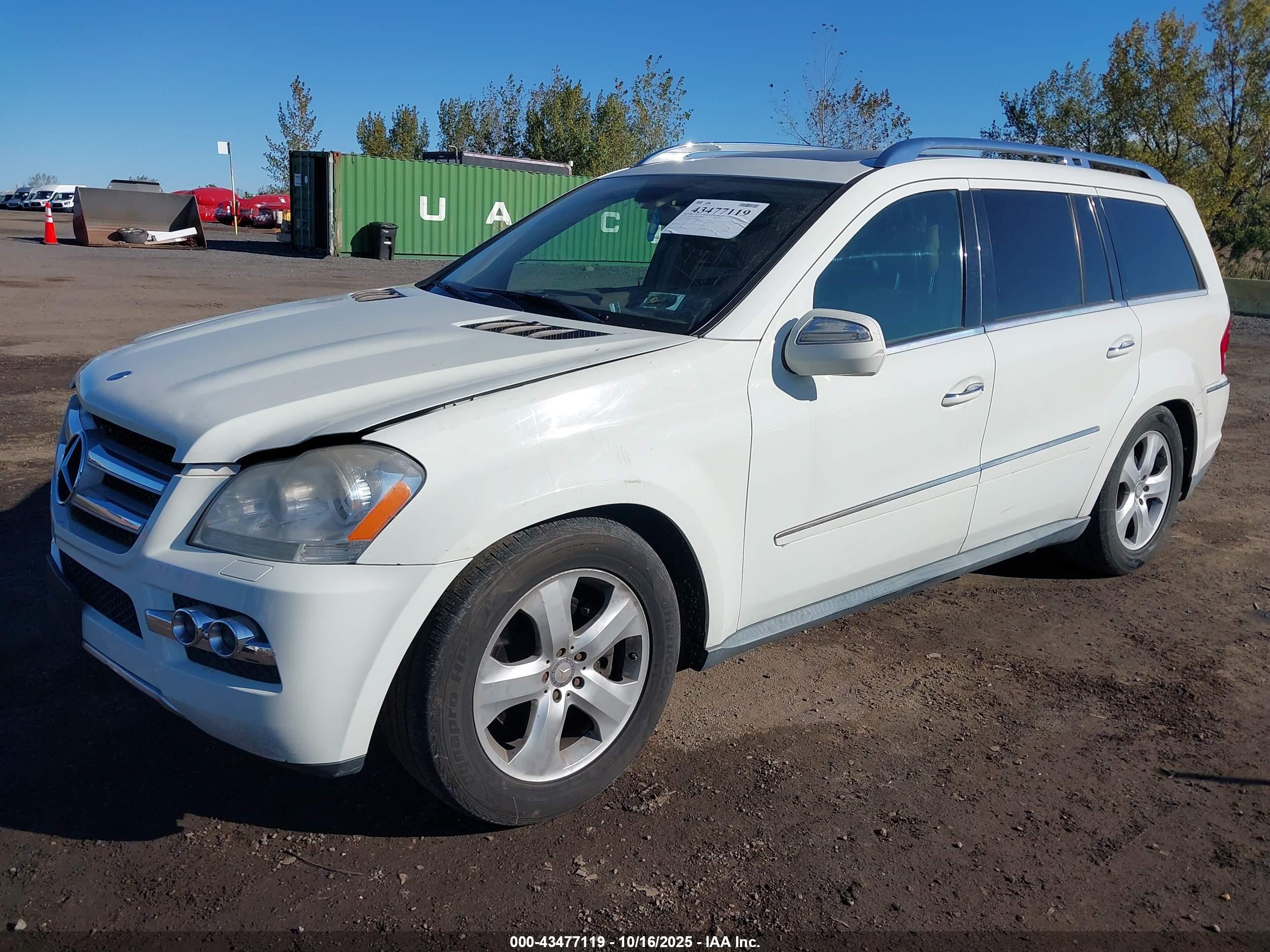 MERCEDES-BENZ GL image 2