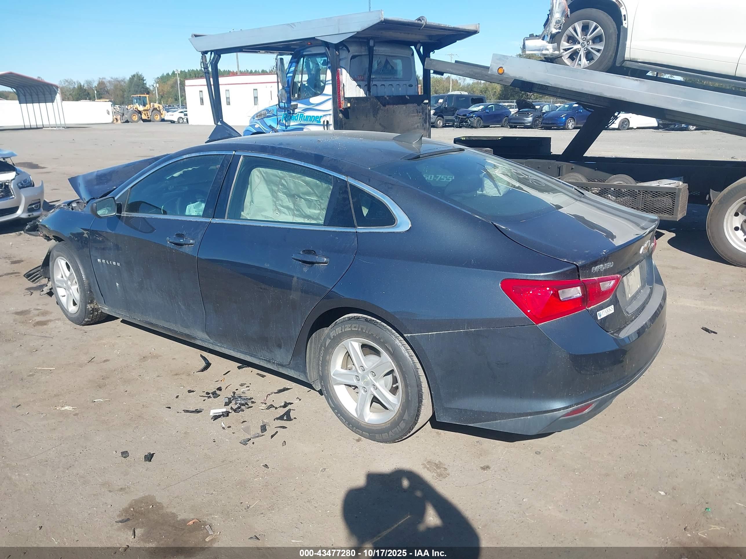 CHEVROLET MALIBU image 3