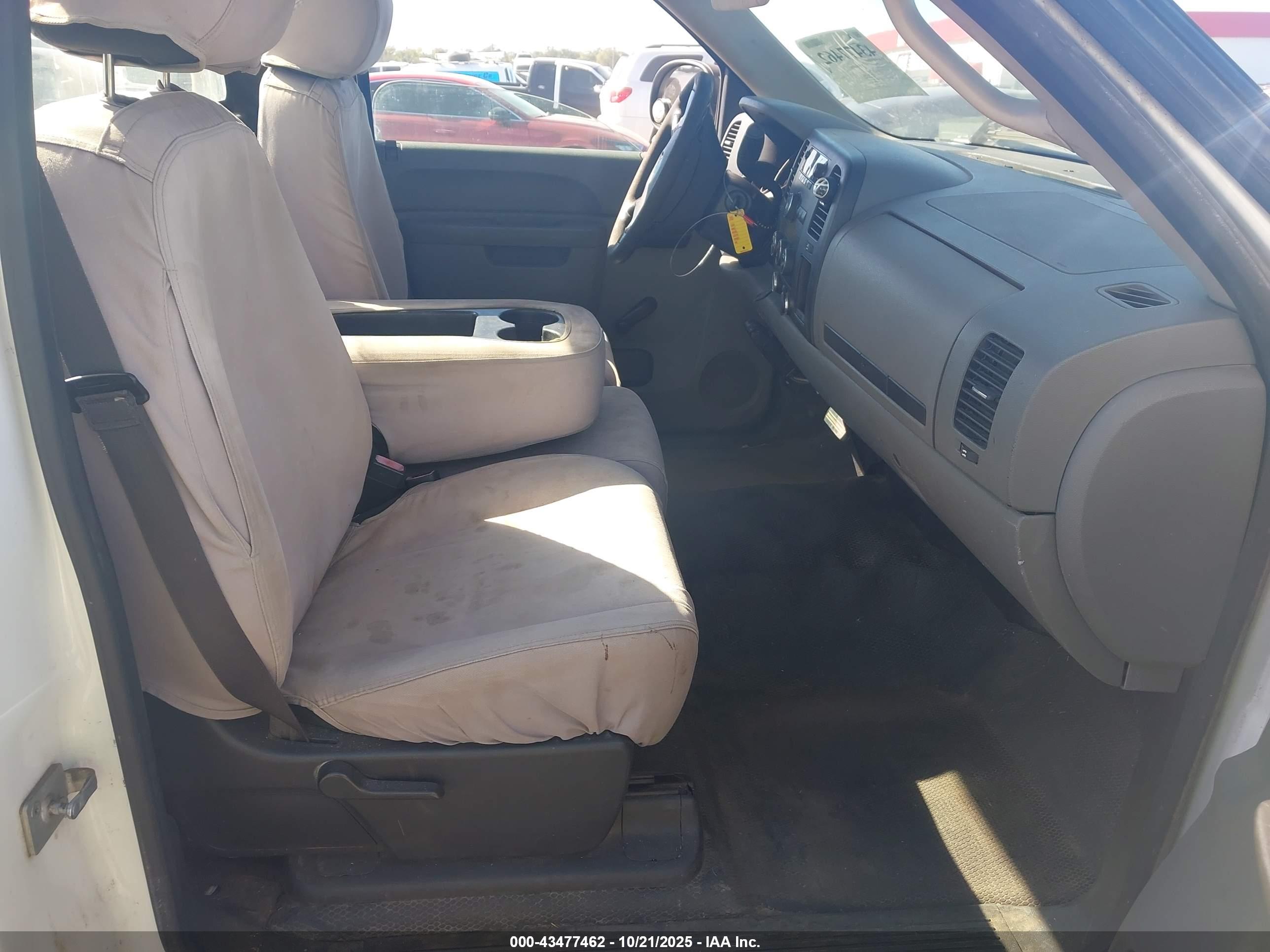 GMC SIERRA image 5