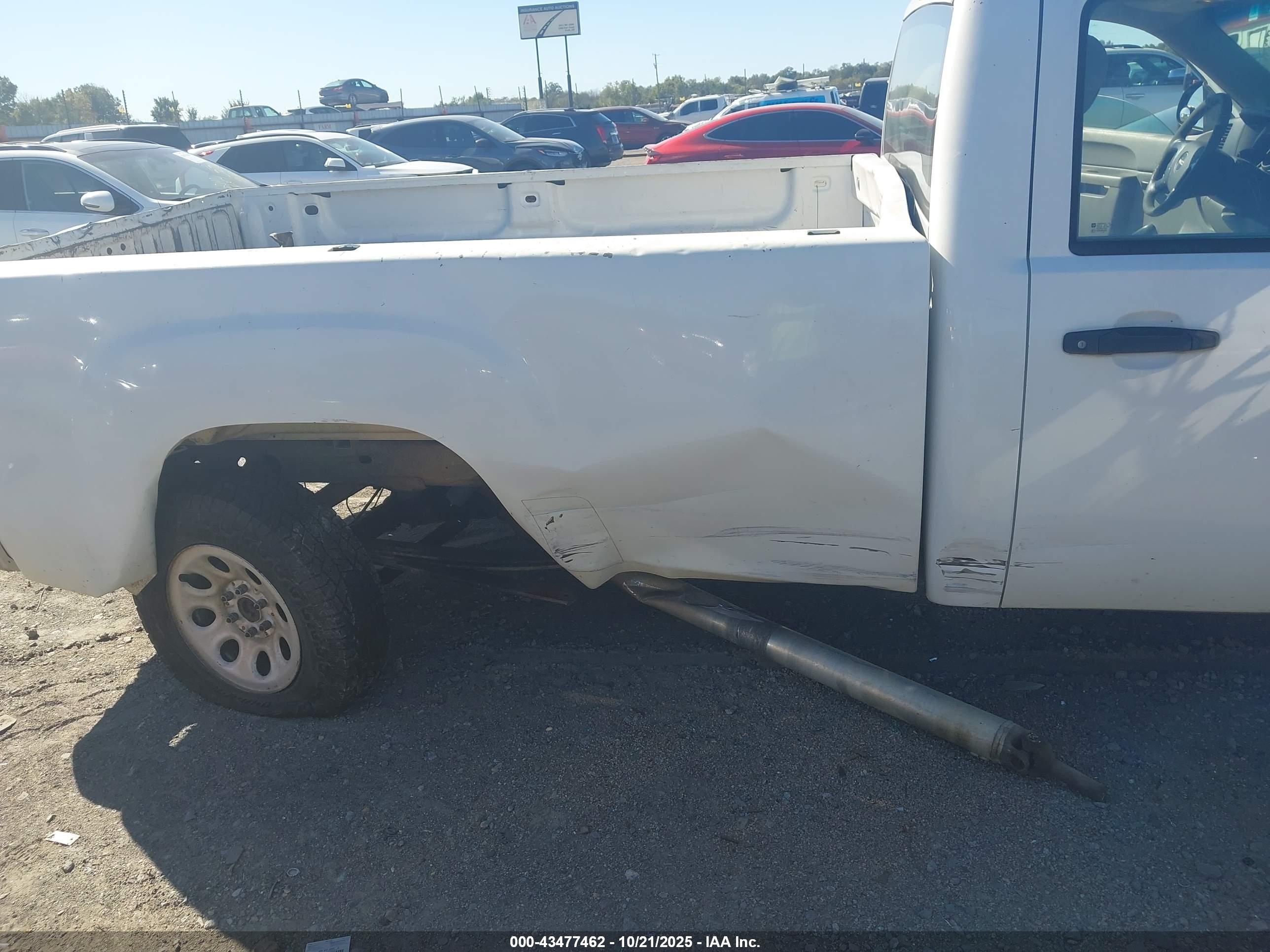 GMC SIERRA image 6