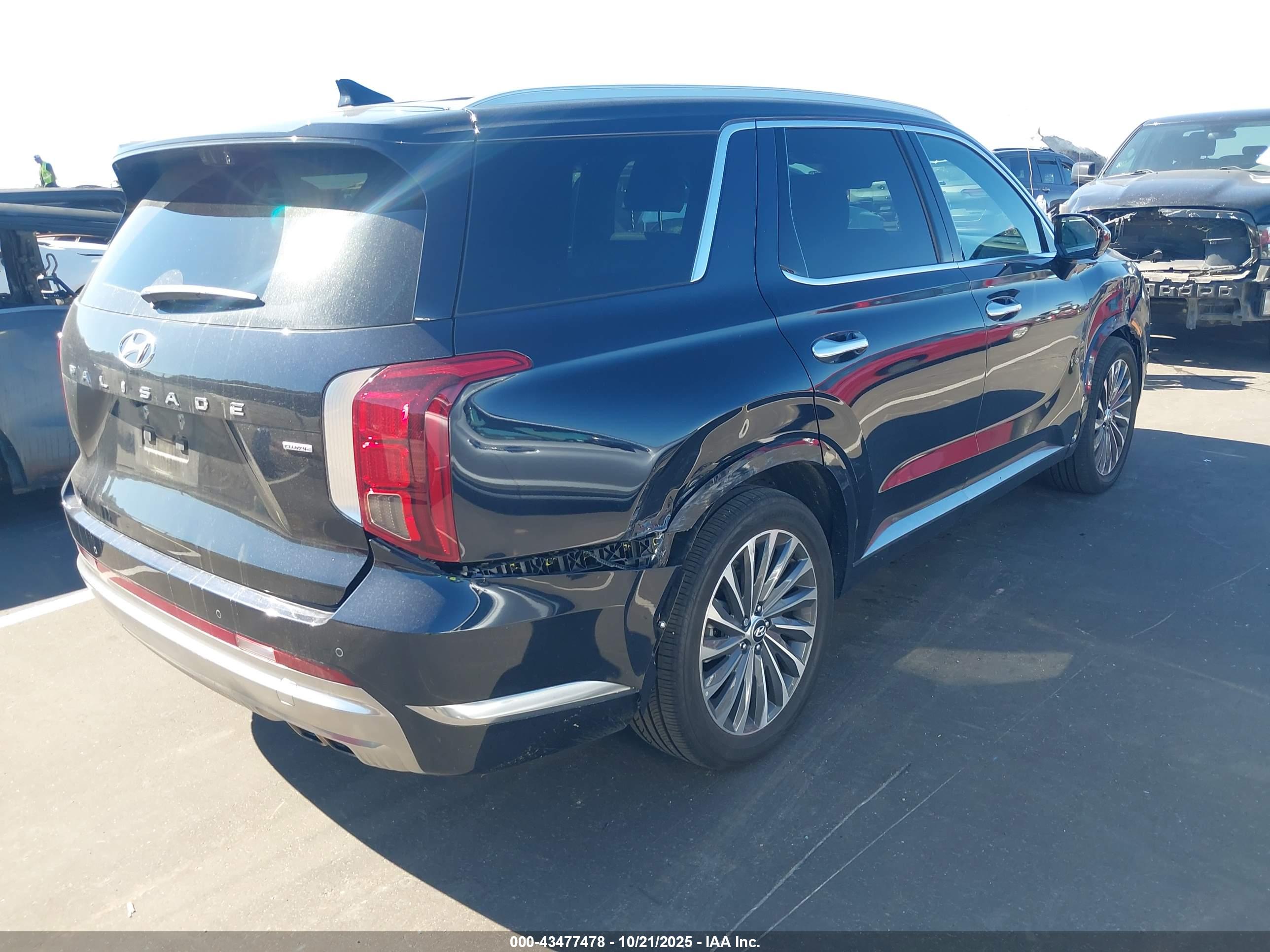 HYUNDAI PALISADE image 4