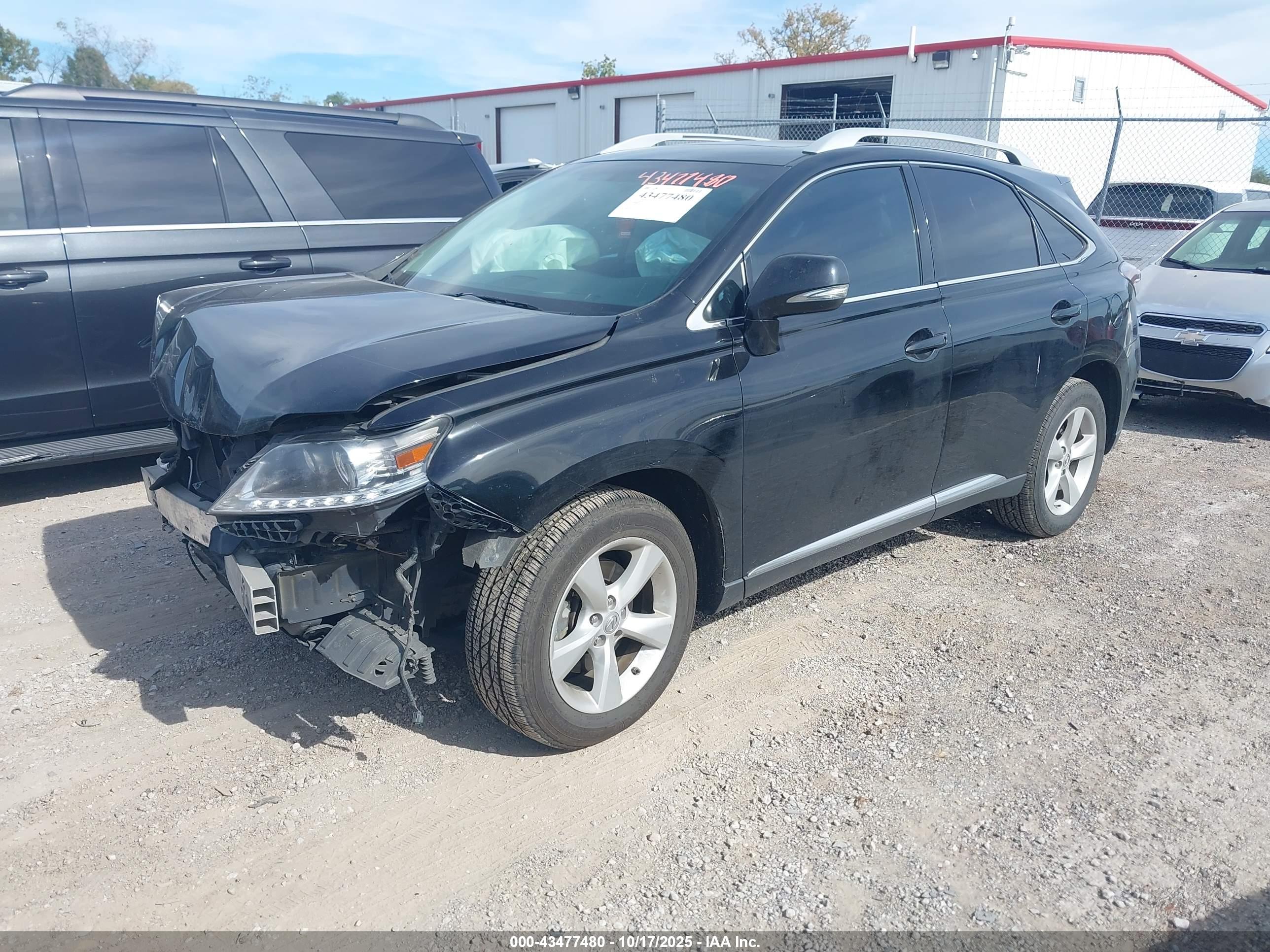 LEXUS RX image 2