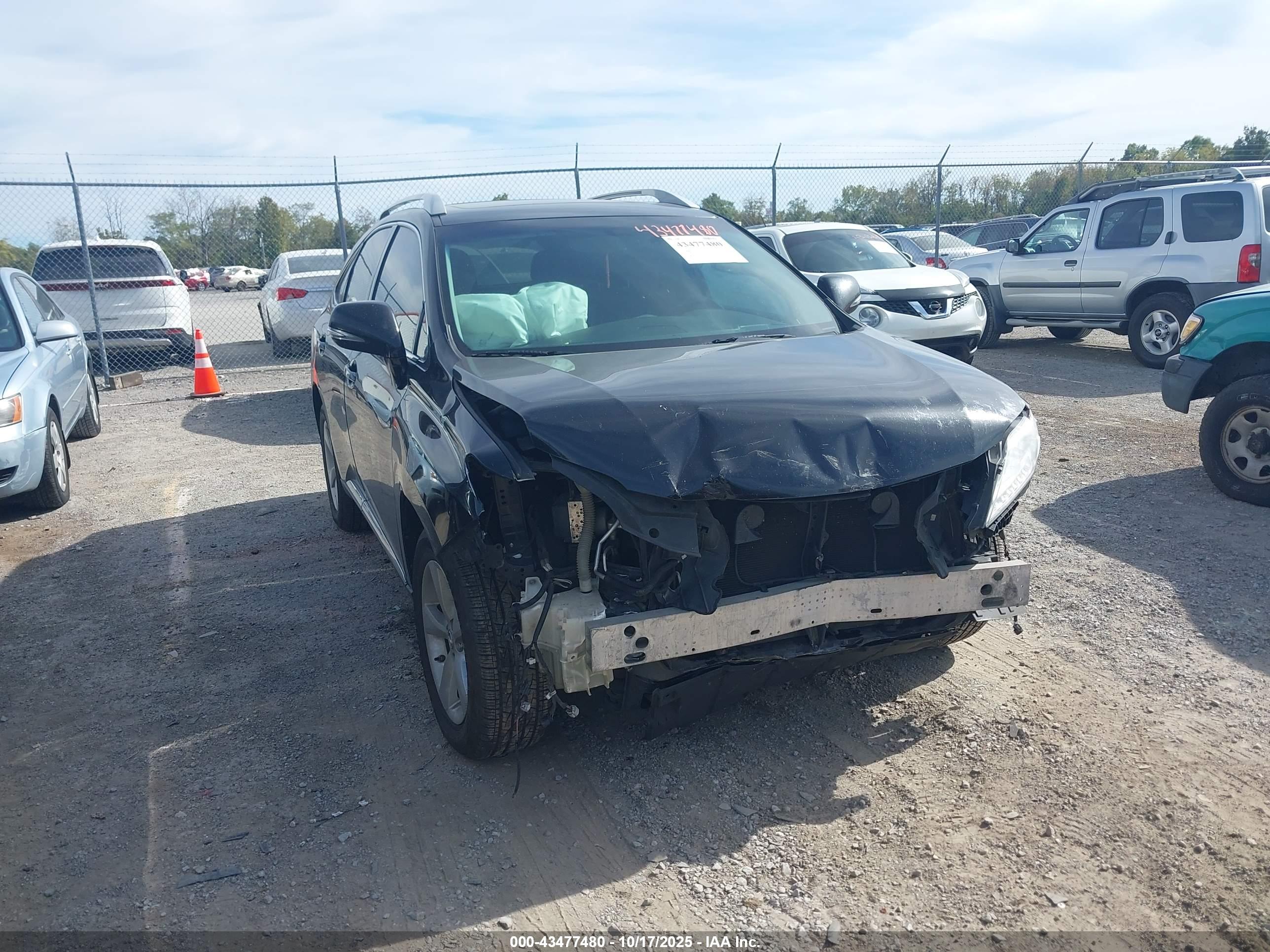 LEXUS RX image 6