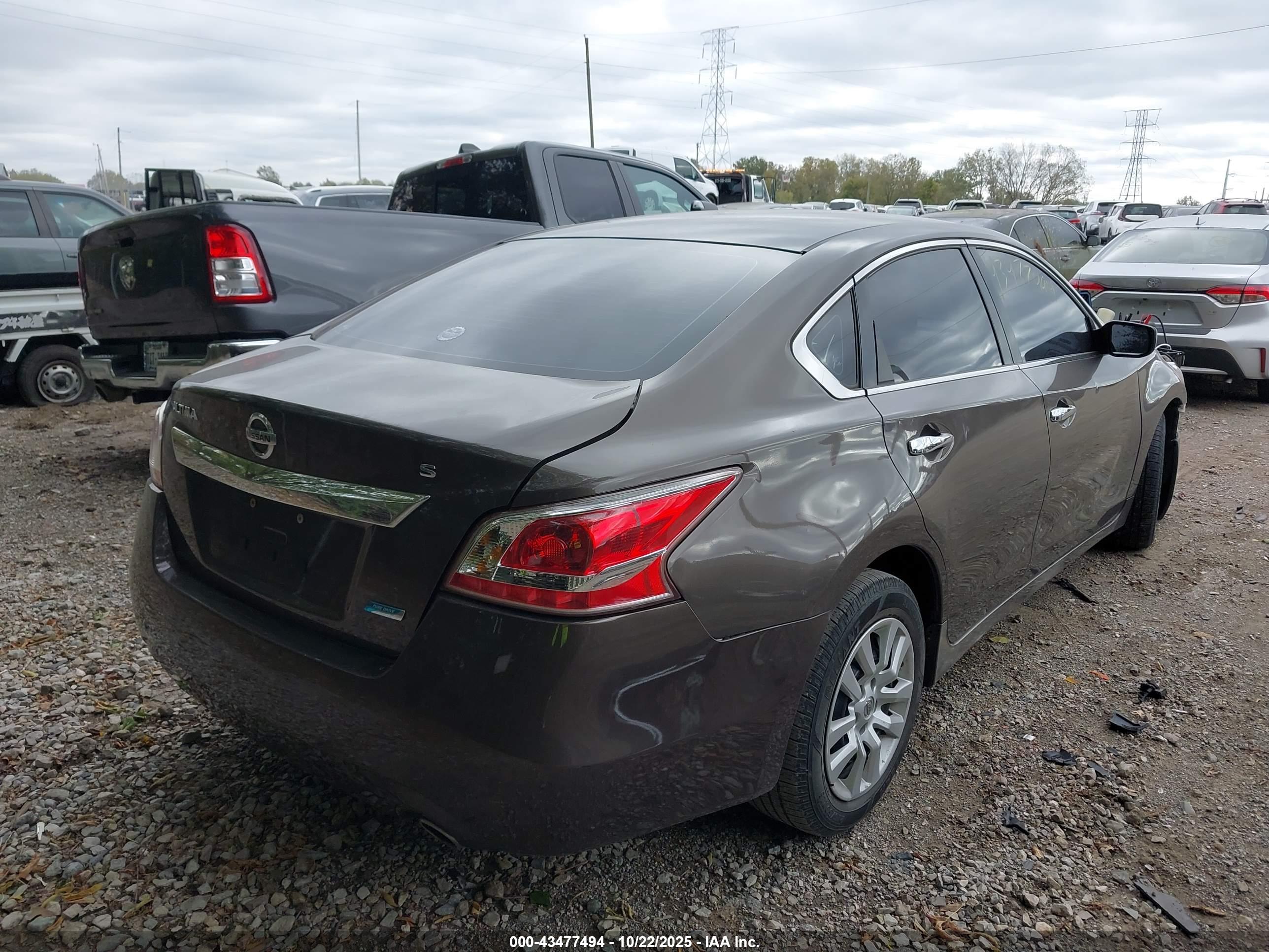 NISSAN ALTIMA image 4