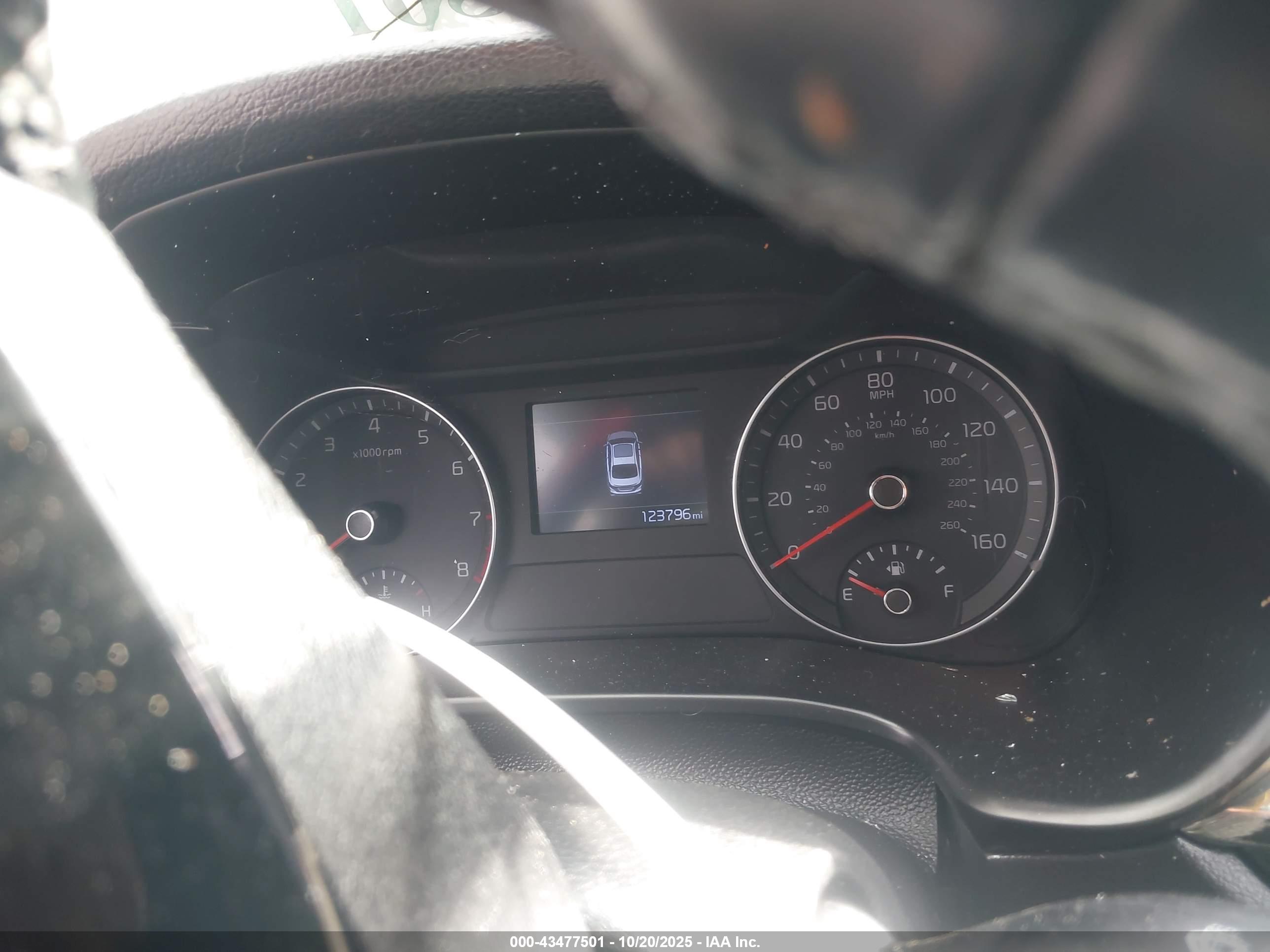 KIA FORTE image 7