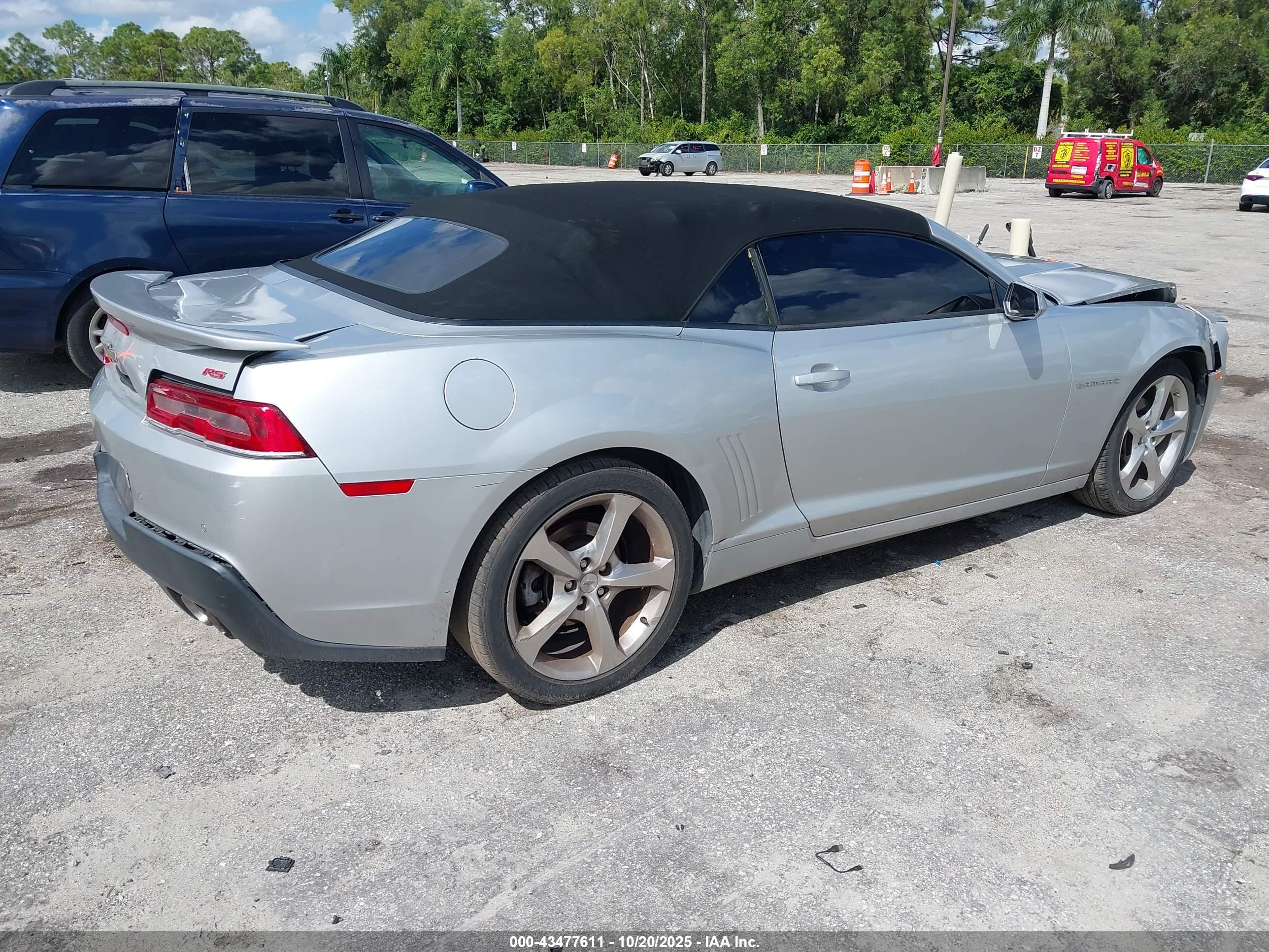 CHEVROLET CAMARO image 4