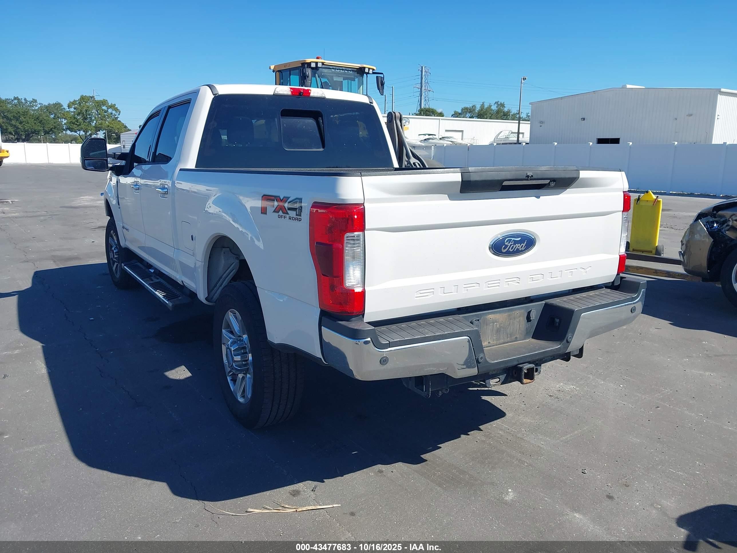 FORD F-250 image 3