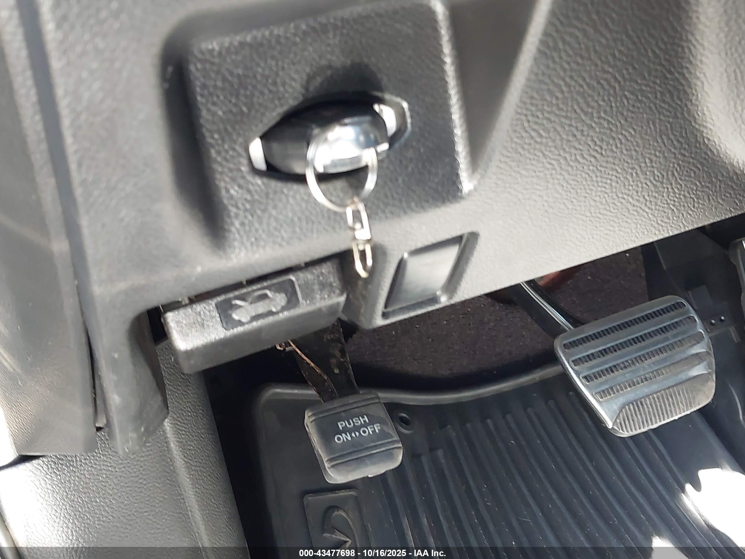 INFINITI G35X image 11