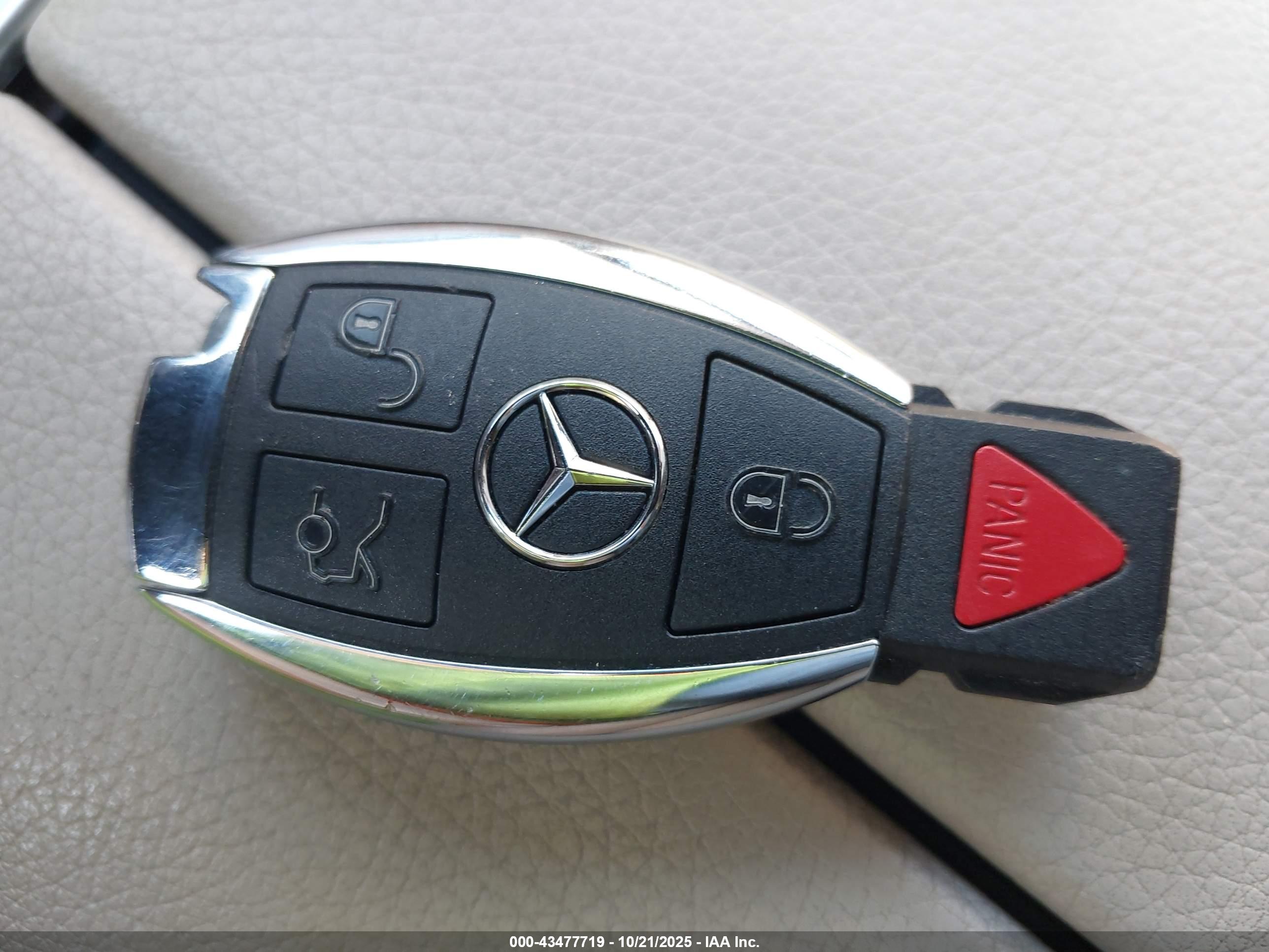 MERCEDES-BENZ GLC image 11