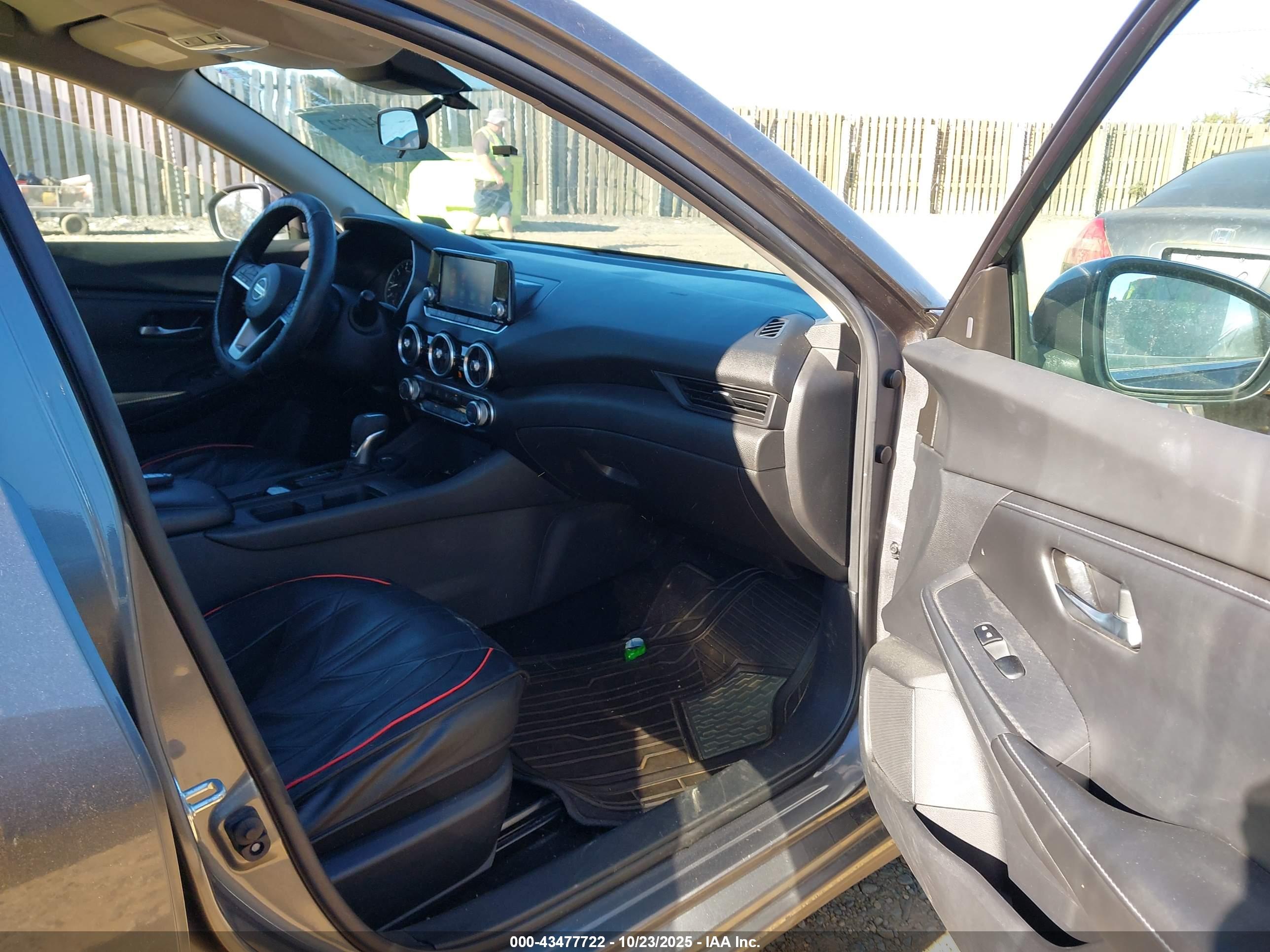 NISSAN SENTRA image 5
