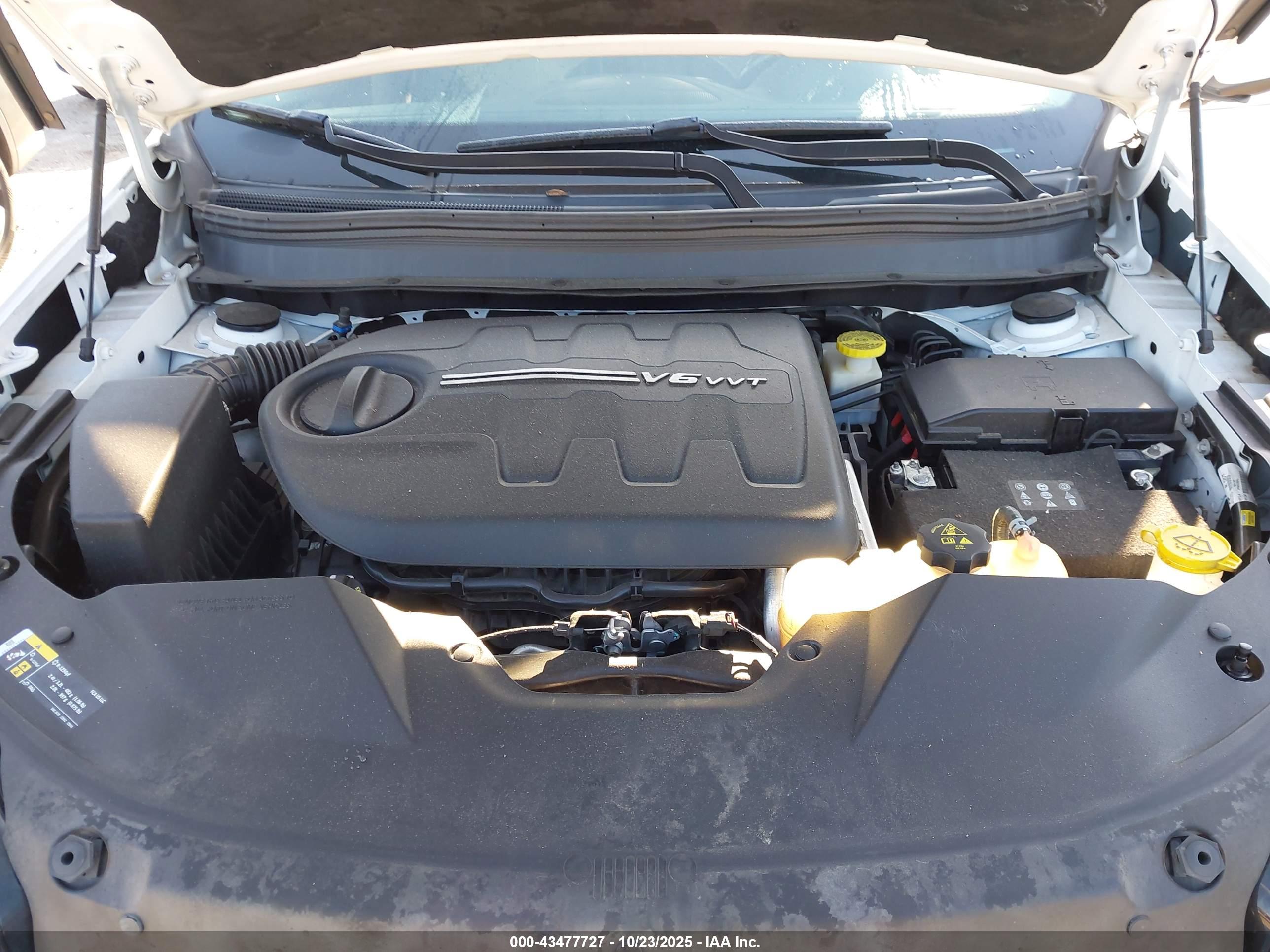 JEEP CHEROKEE image 10
