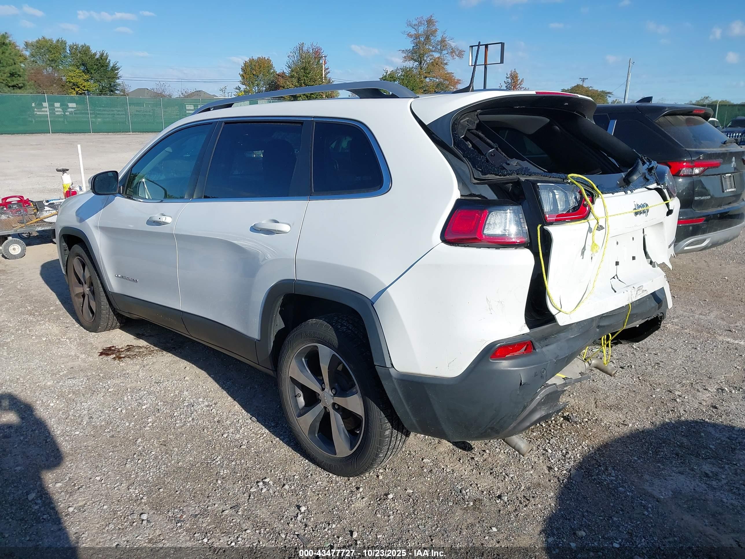 JEEP CHEROKEE image 3