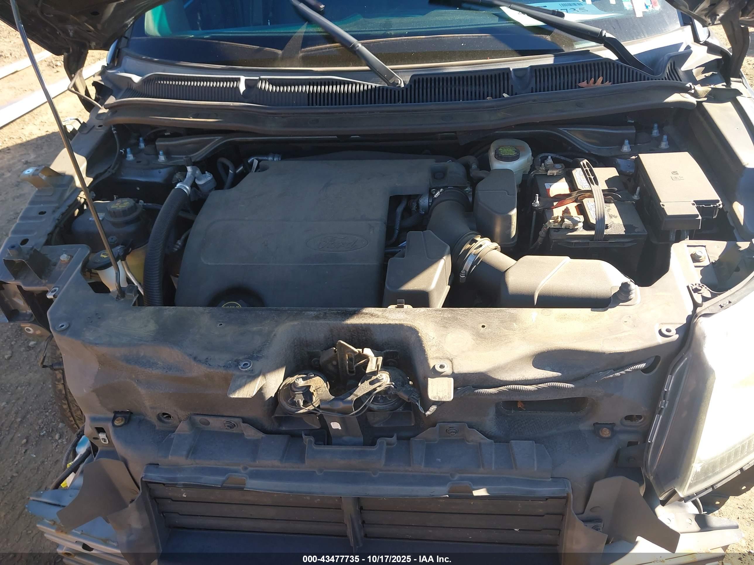 FORD EXPLORER image 10