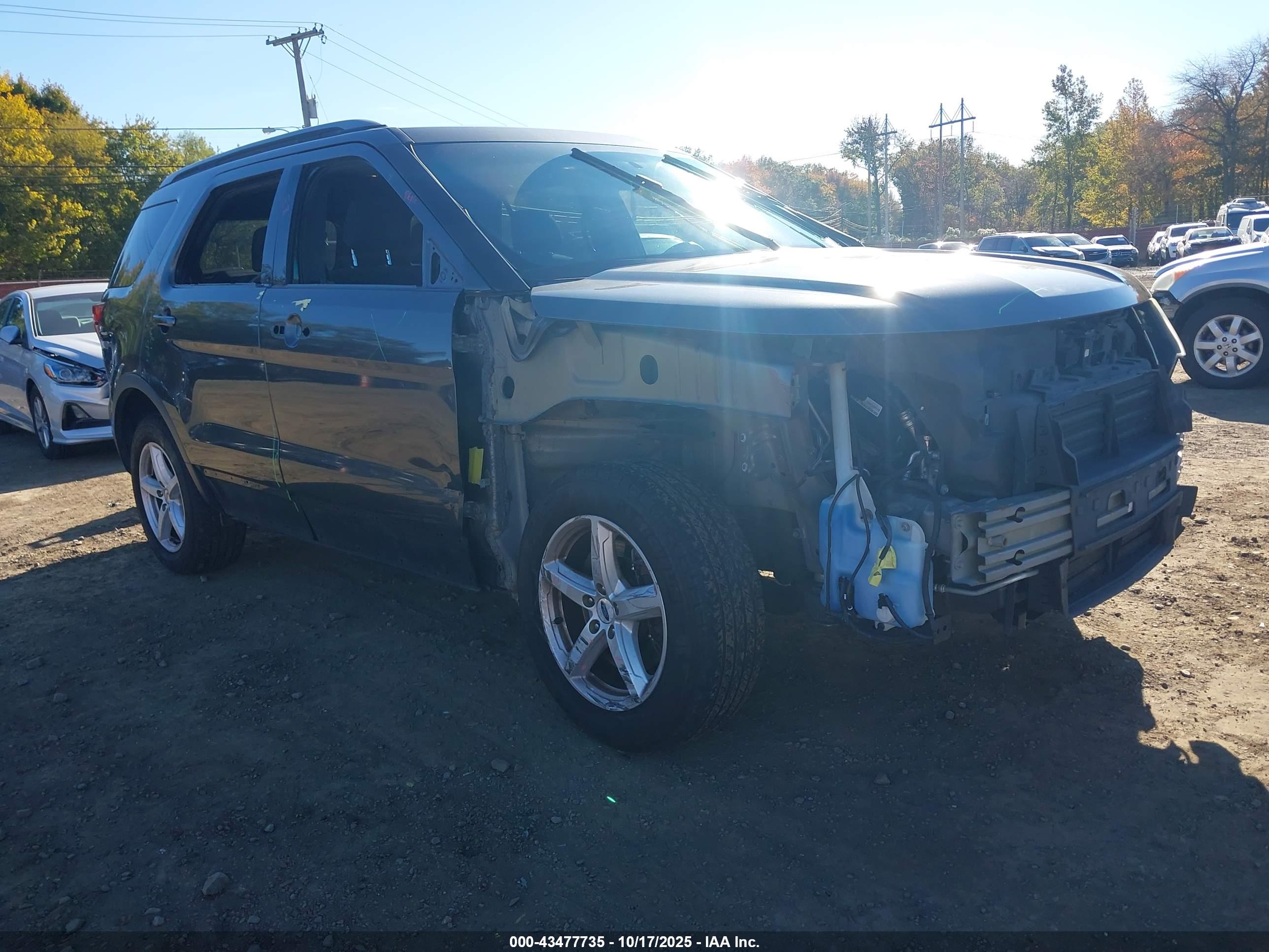 FORD EXPLORER image 6