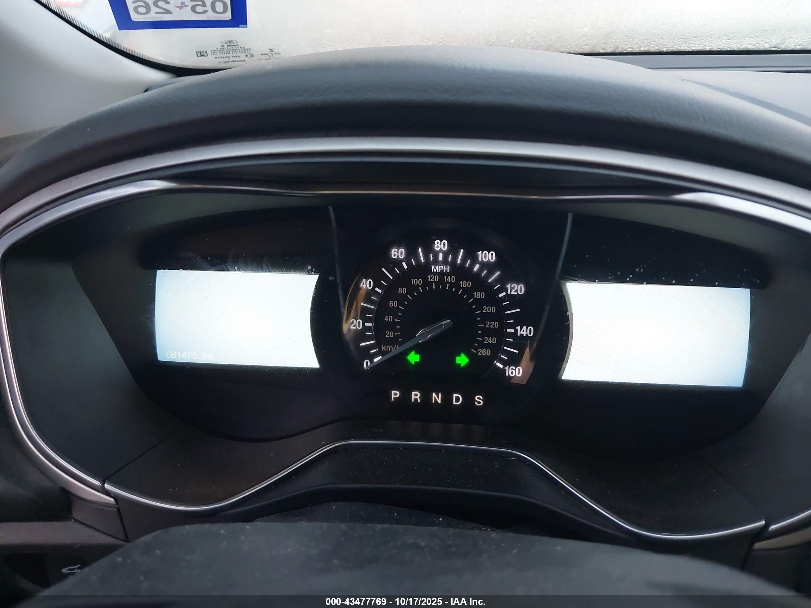 FORD FUSION image 7