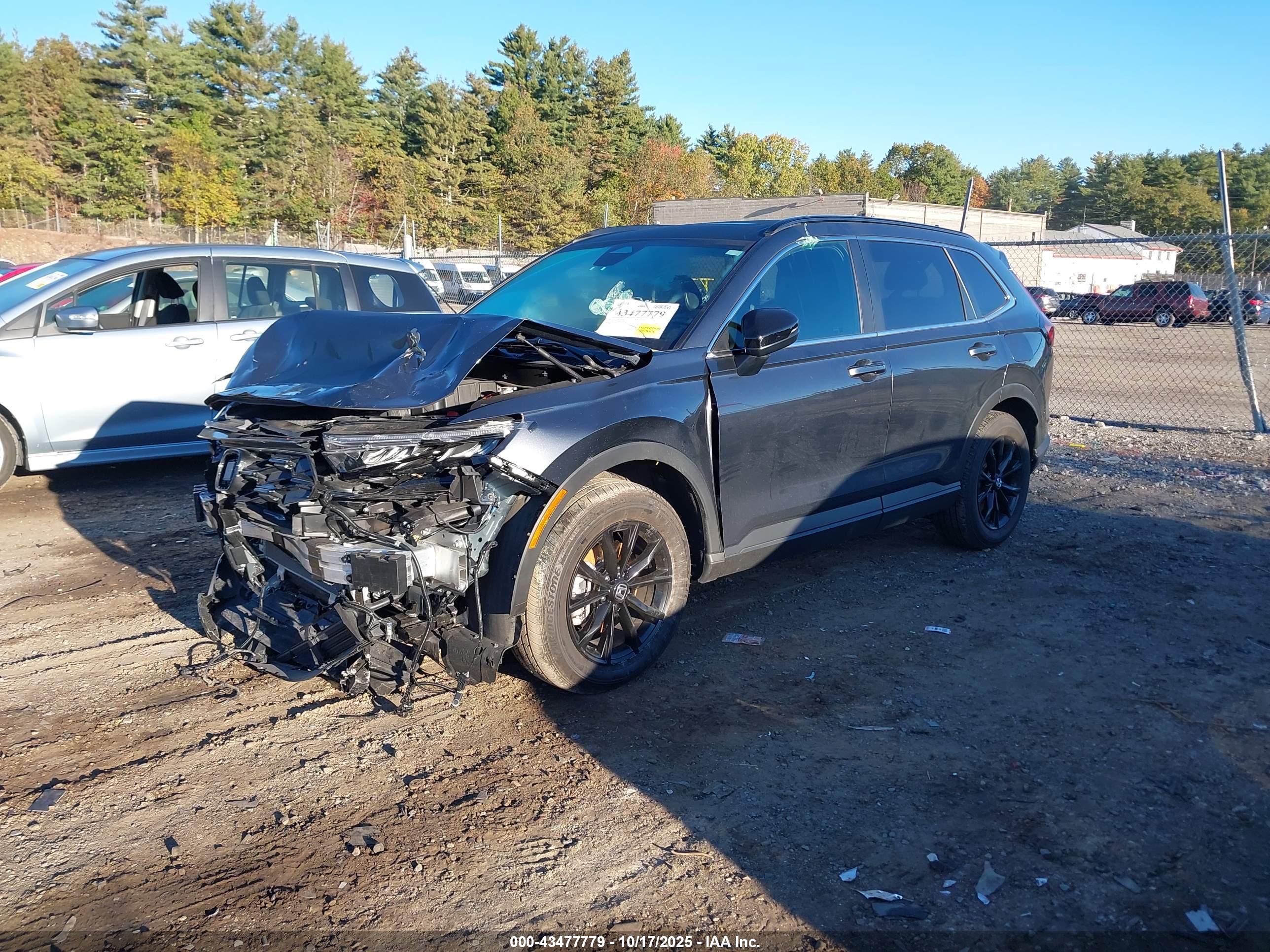 HONDA CR-V image 2
