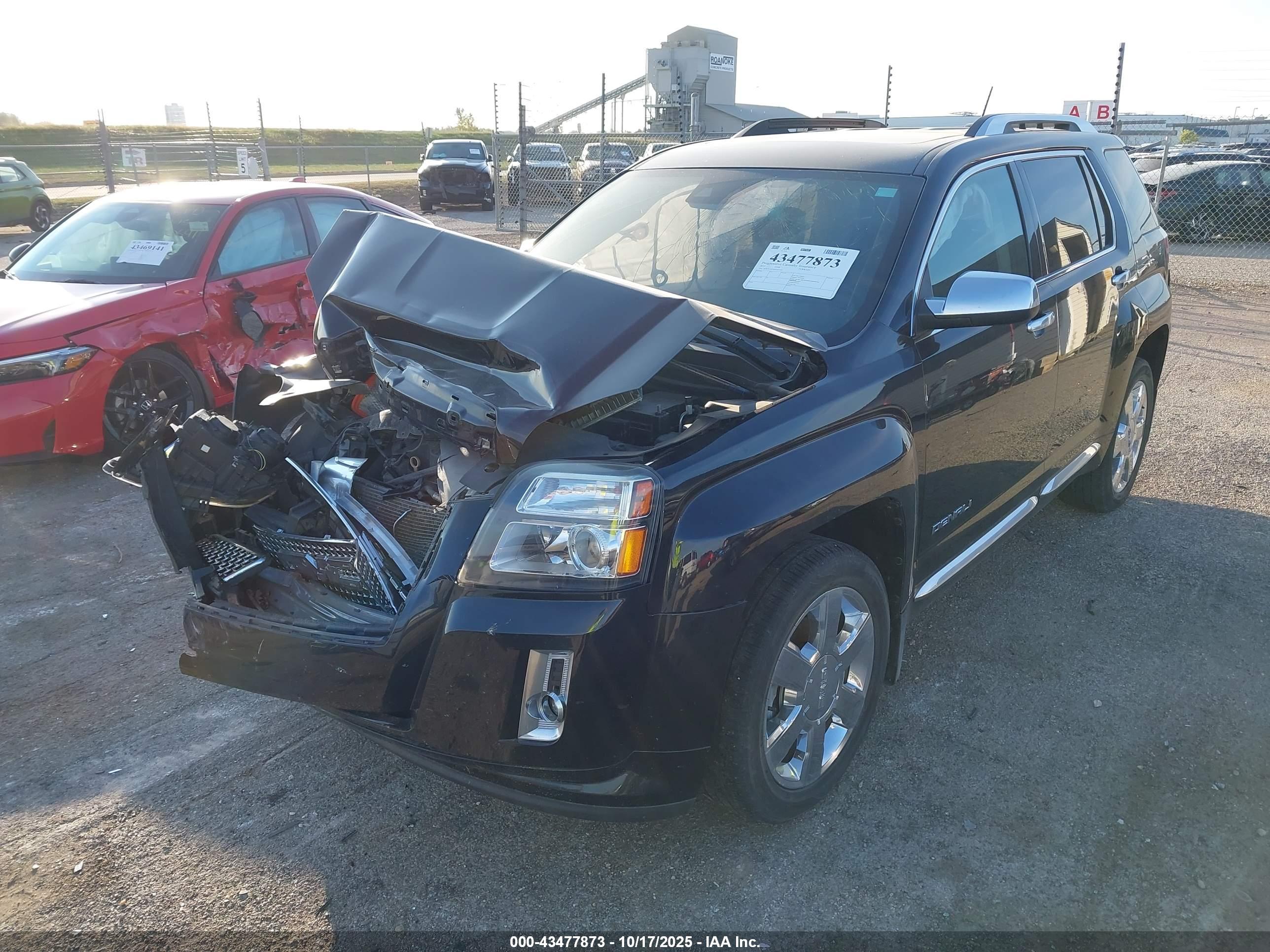 GMC TERRAIN image 2