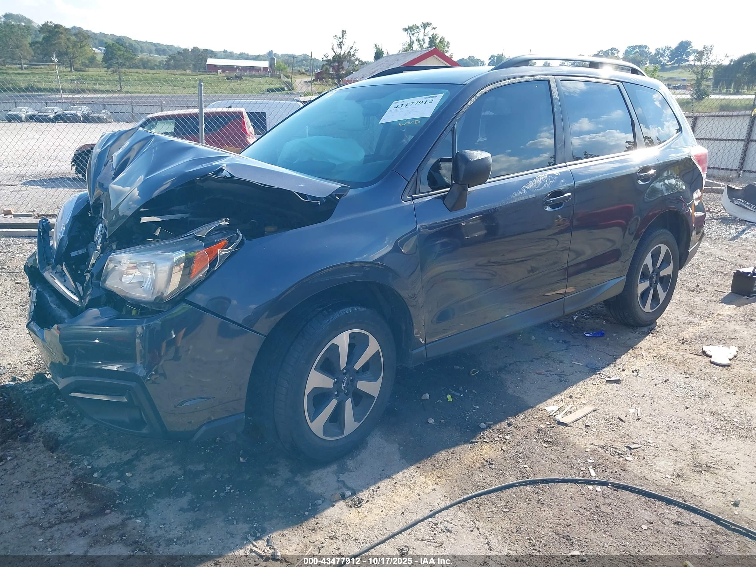 SUBARU FORESTER image 2