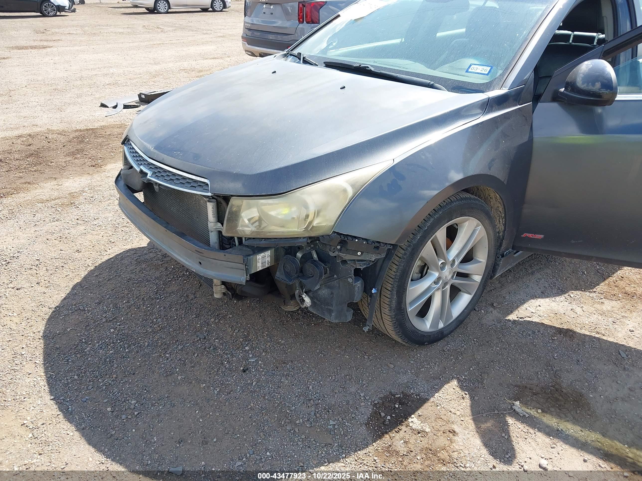 CHEVROLET CRUZE image 6