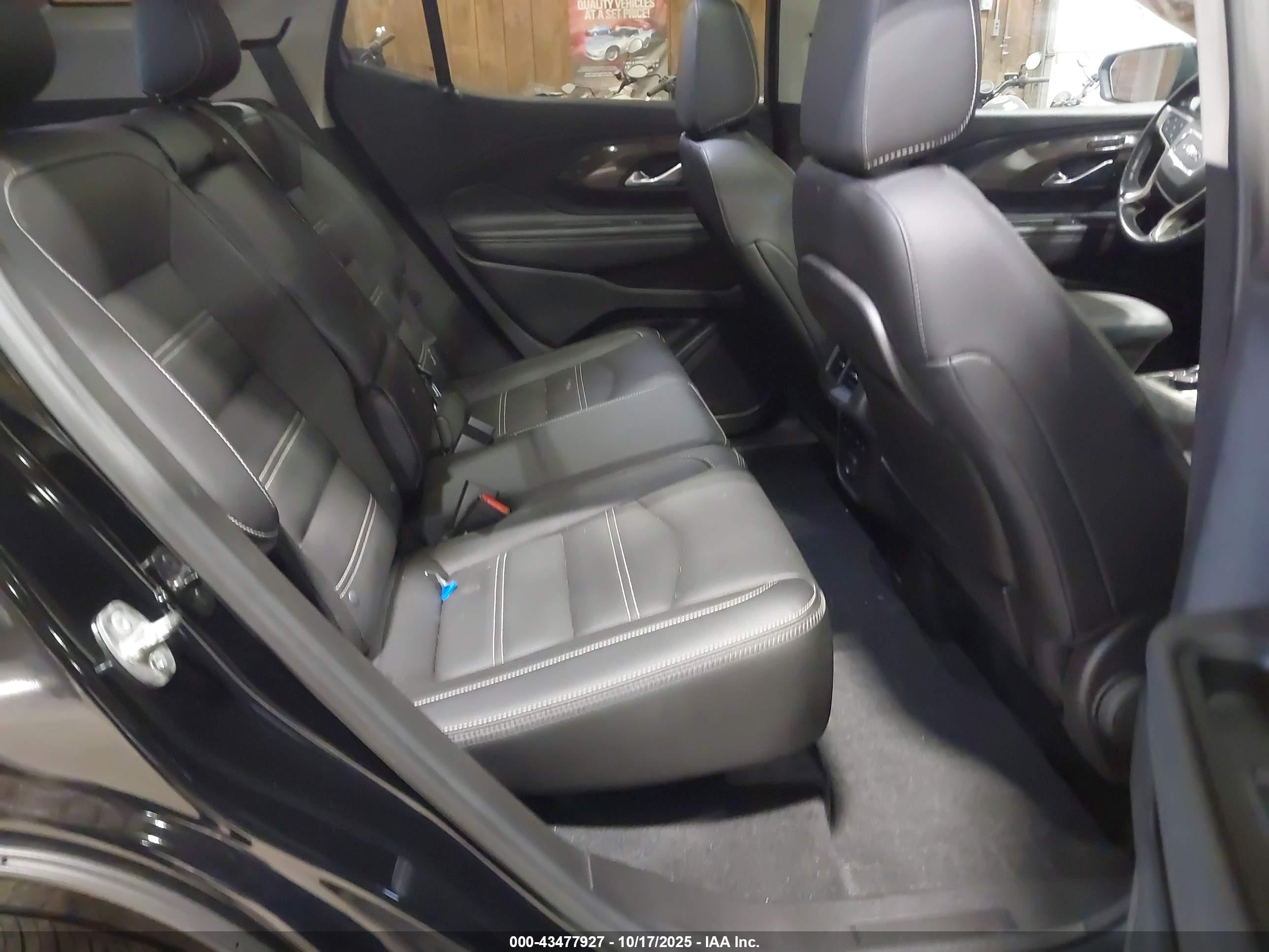 GMC TERRAIN image 8