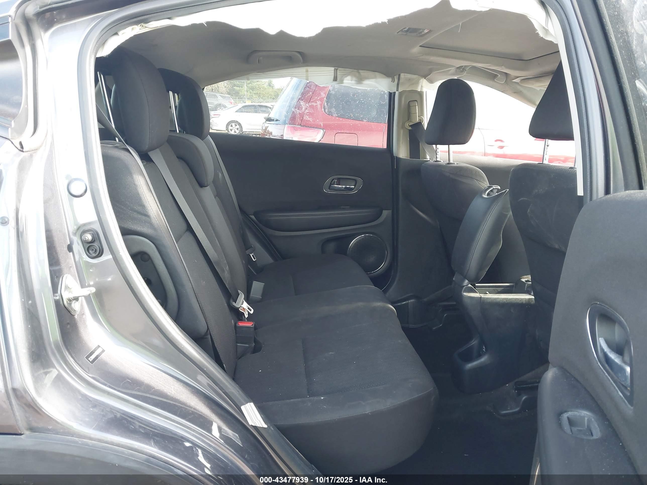 HONDA HR-V image 8
