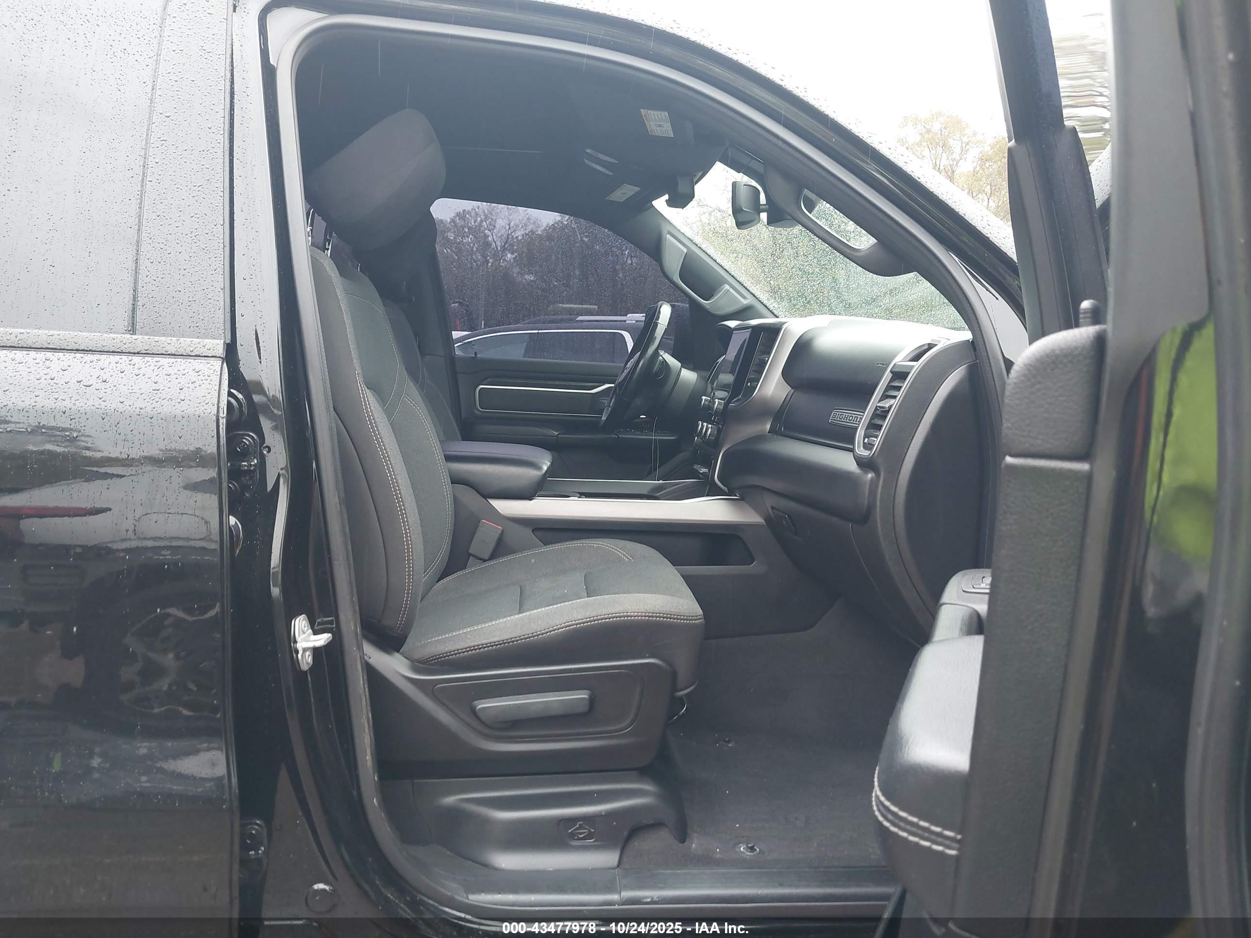 RAM 1500 image 5