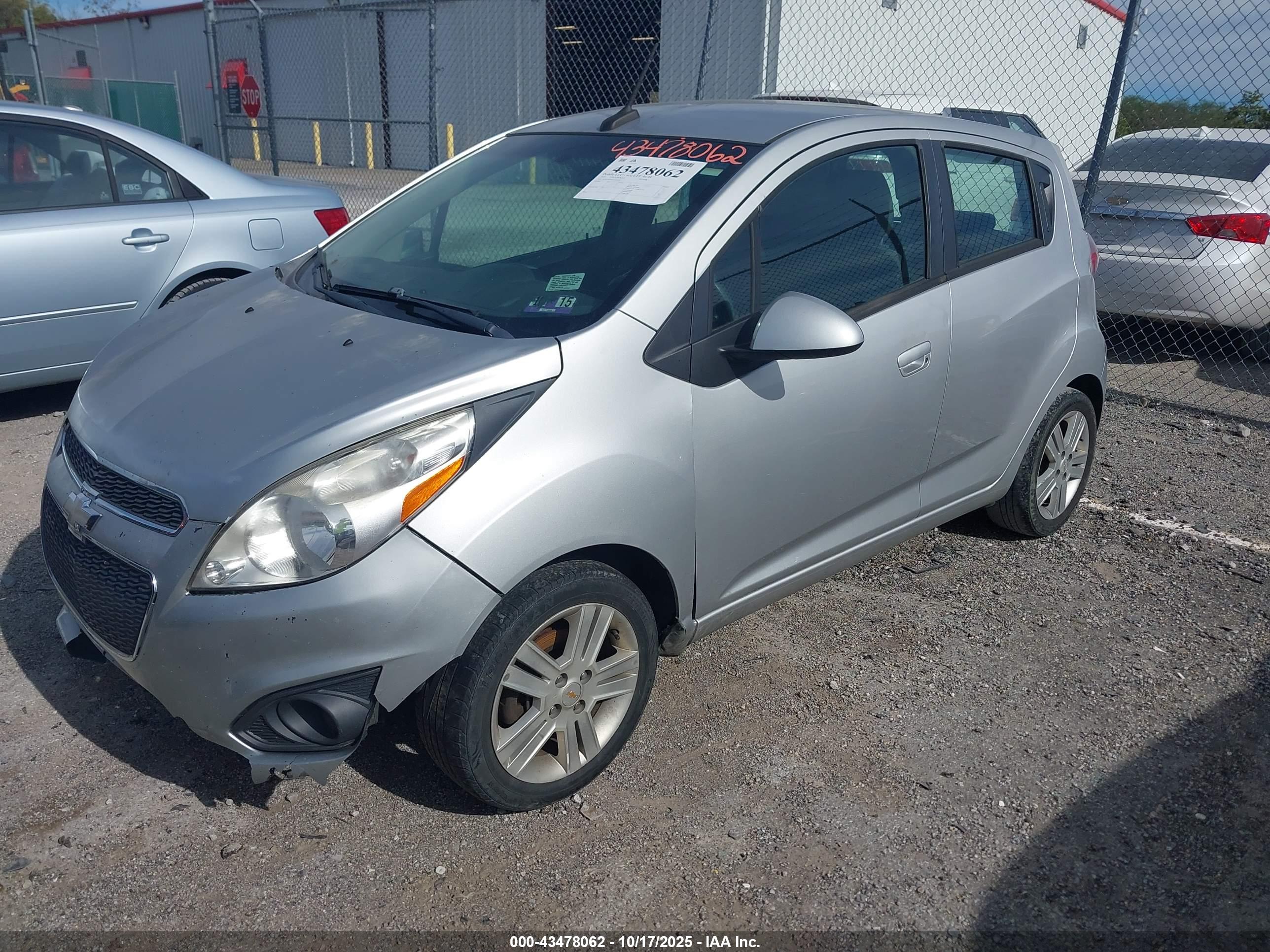 CHEVROLET SPARK image 2