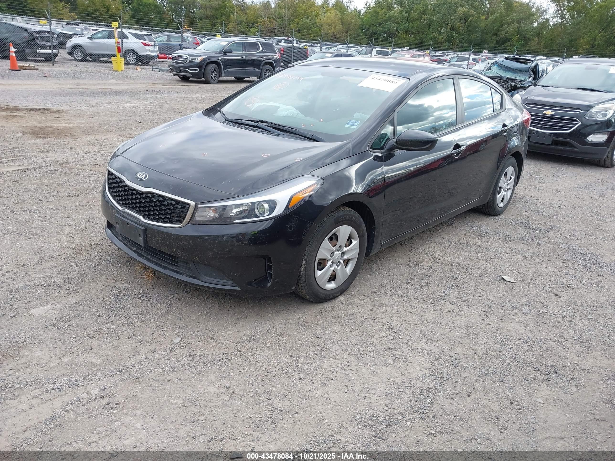 KIA FORTE image 2
