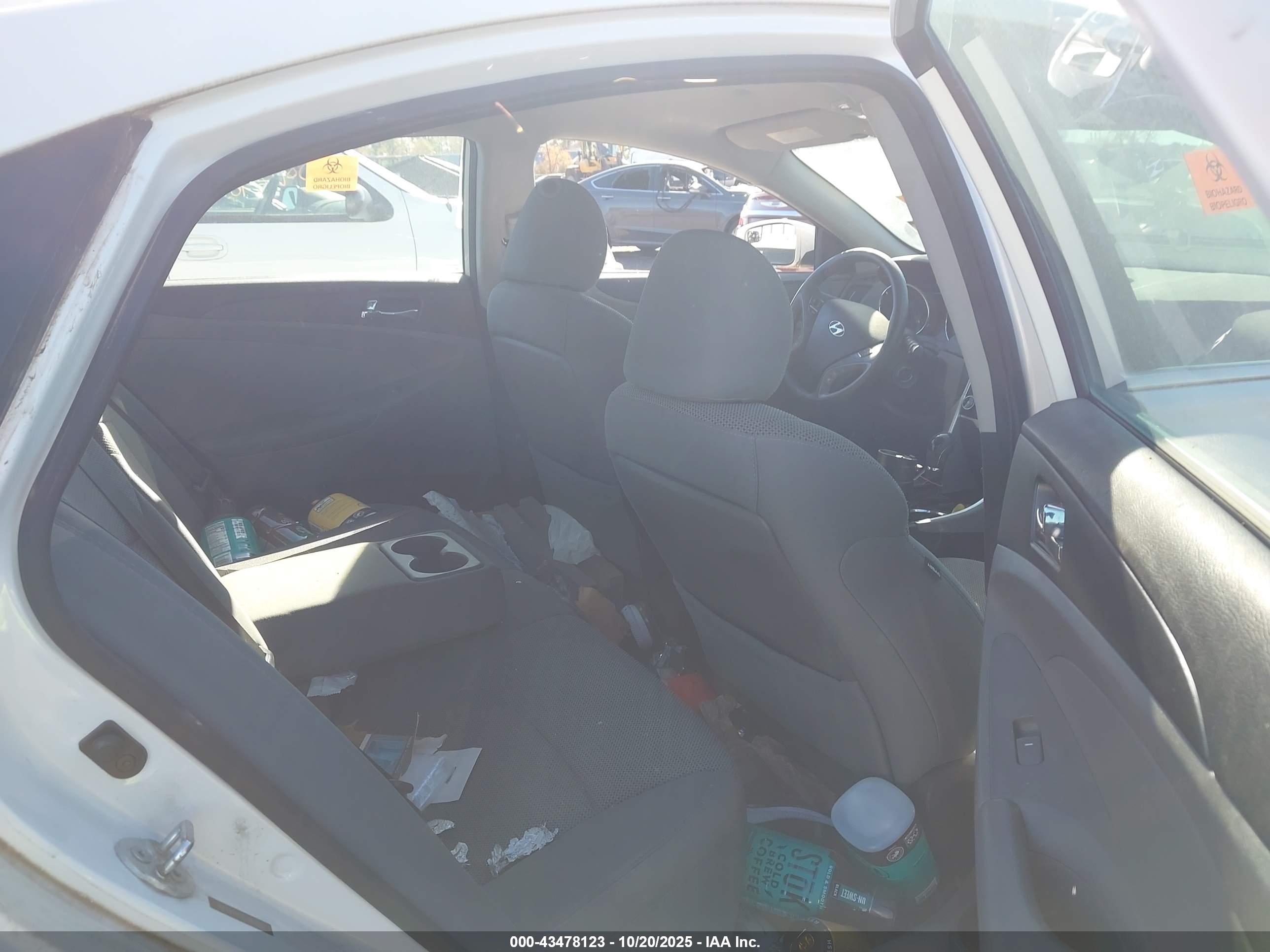 HYUNDAI SONATA image 8