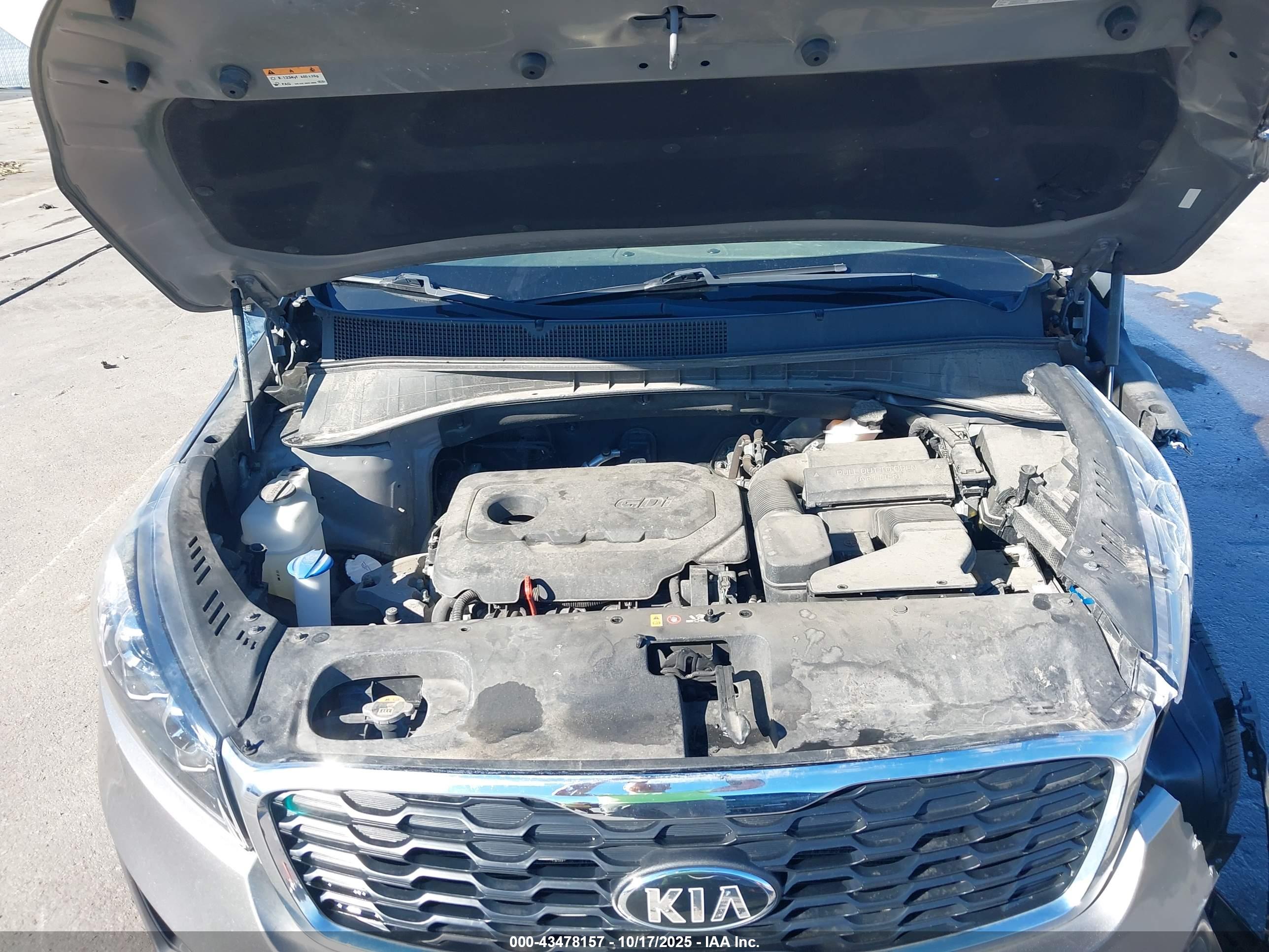 KIA SORENTO image 10
