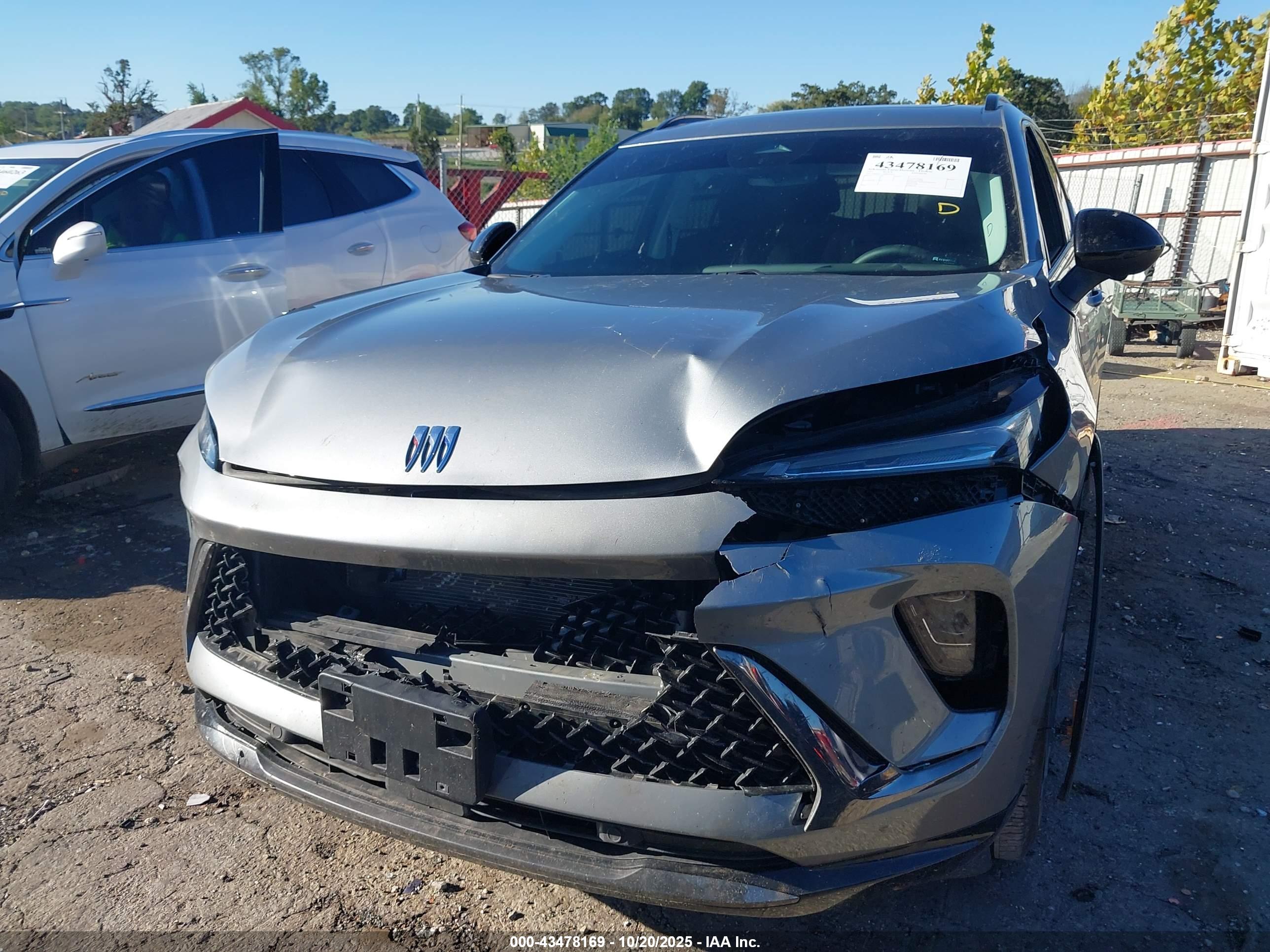 BUICK ENVISION image 6