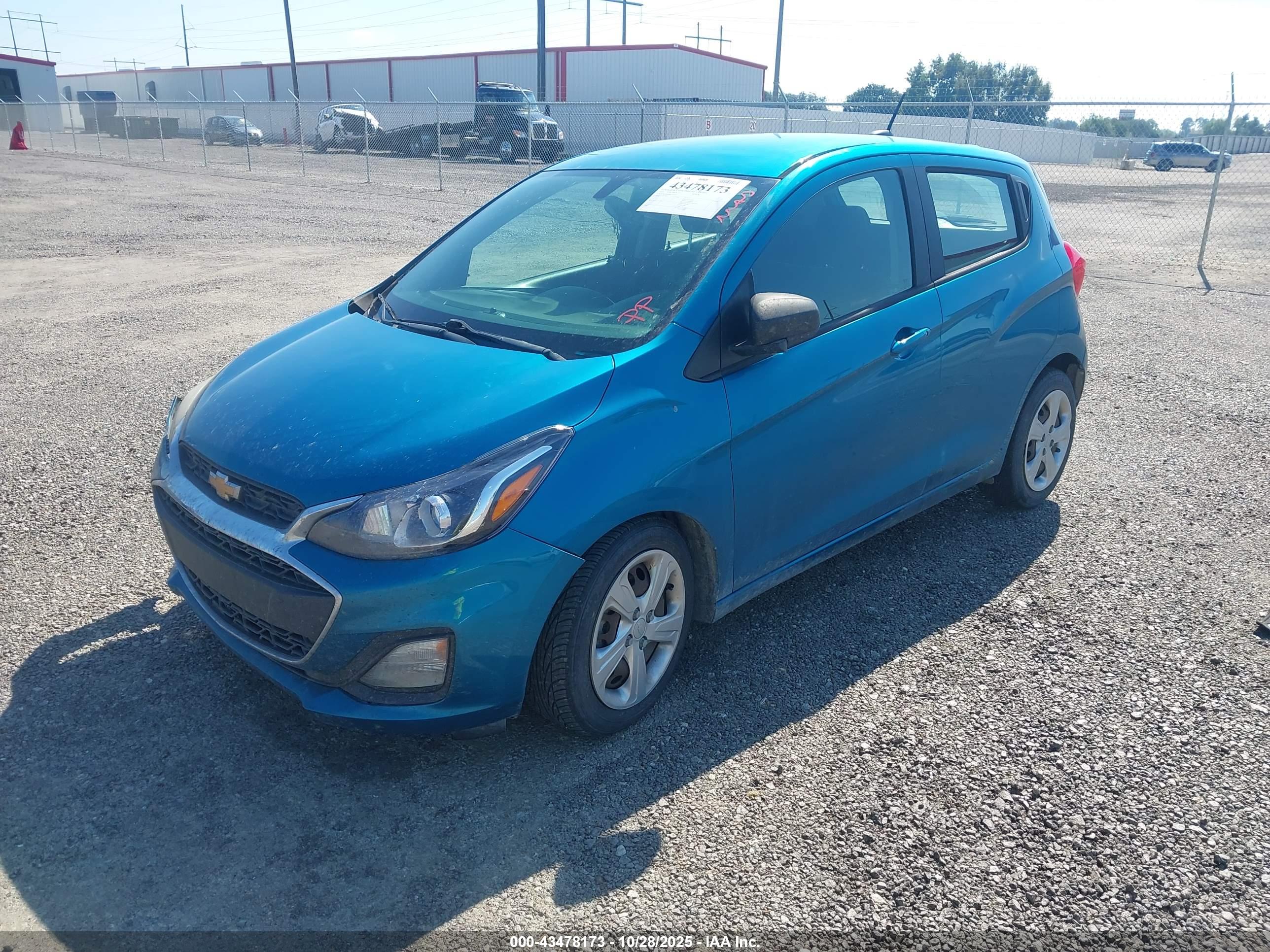 CHEVROLET SPARK image 2