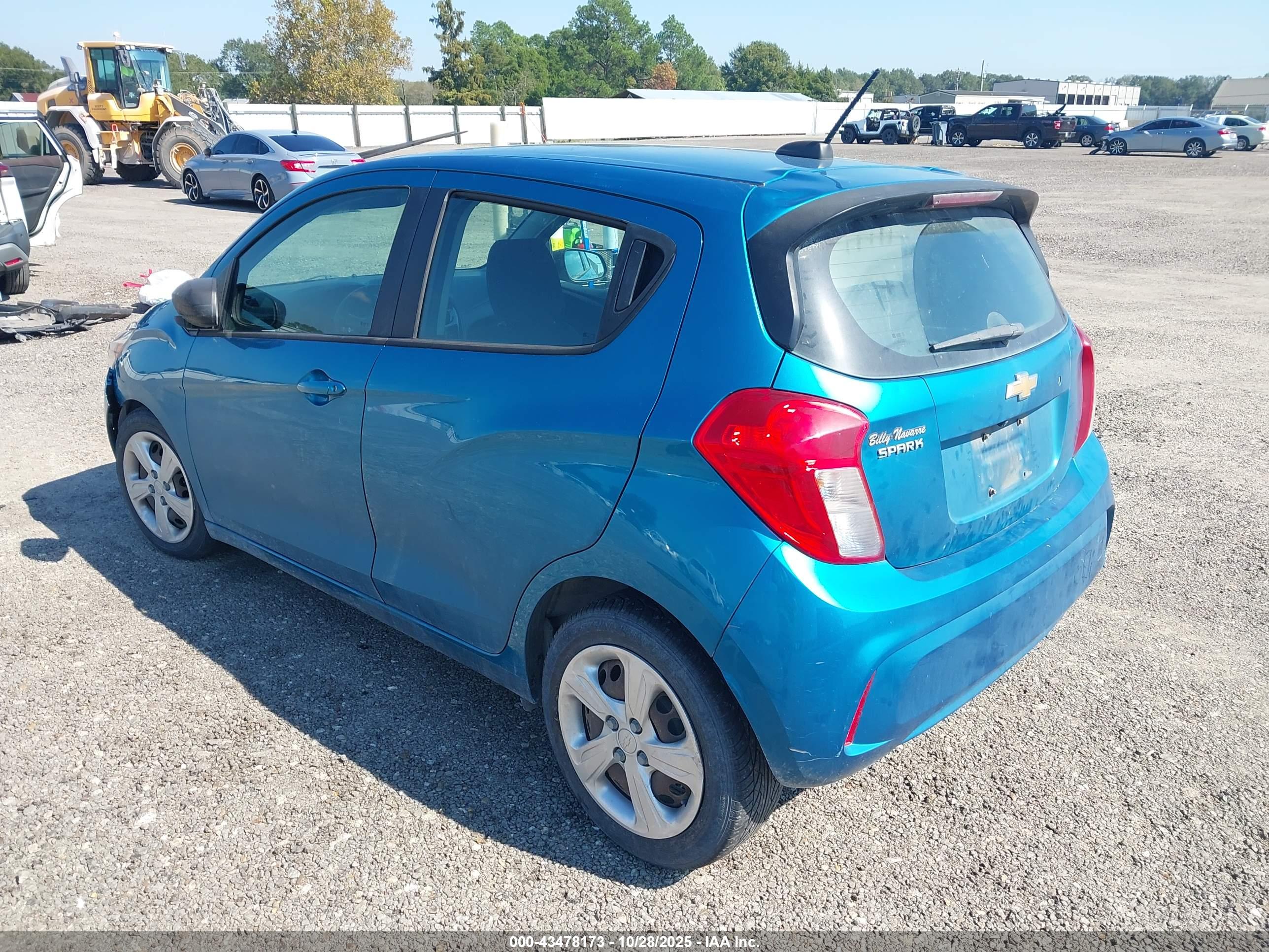 CHEVROLET SPARK image 3