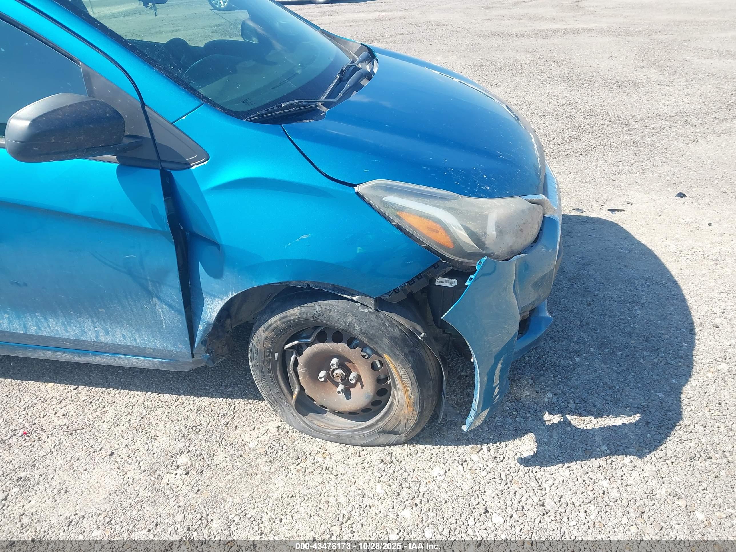 CHEVROLET SPARK image 6